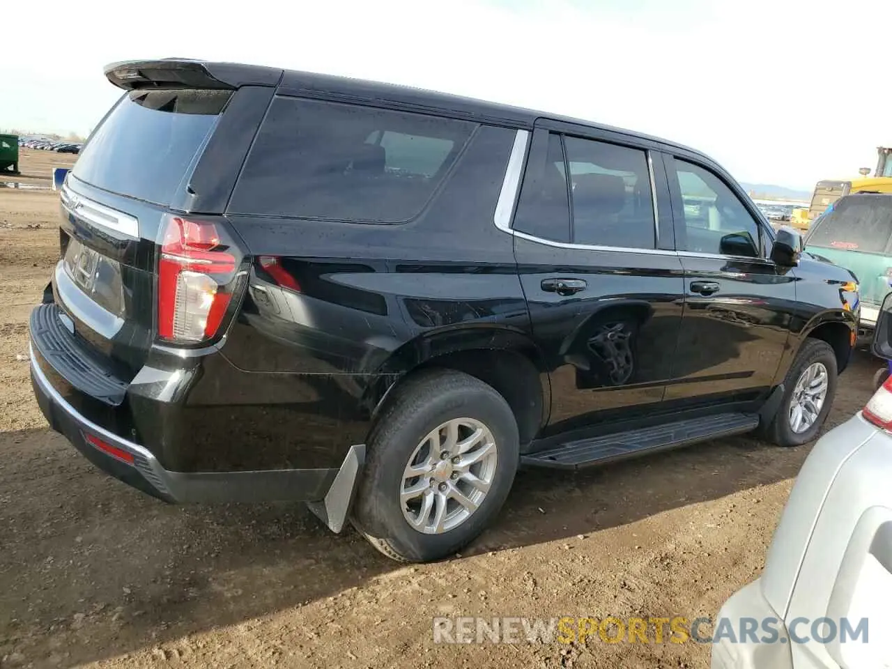 3 Фотография поврежденного автомобиля 1GNSKLED7PR268508 CHEVROLET TAHOE 2023