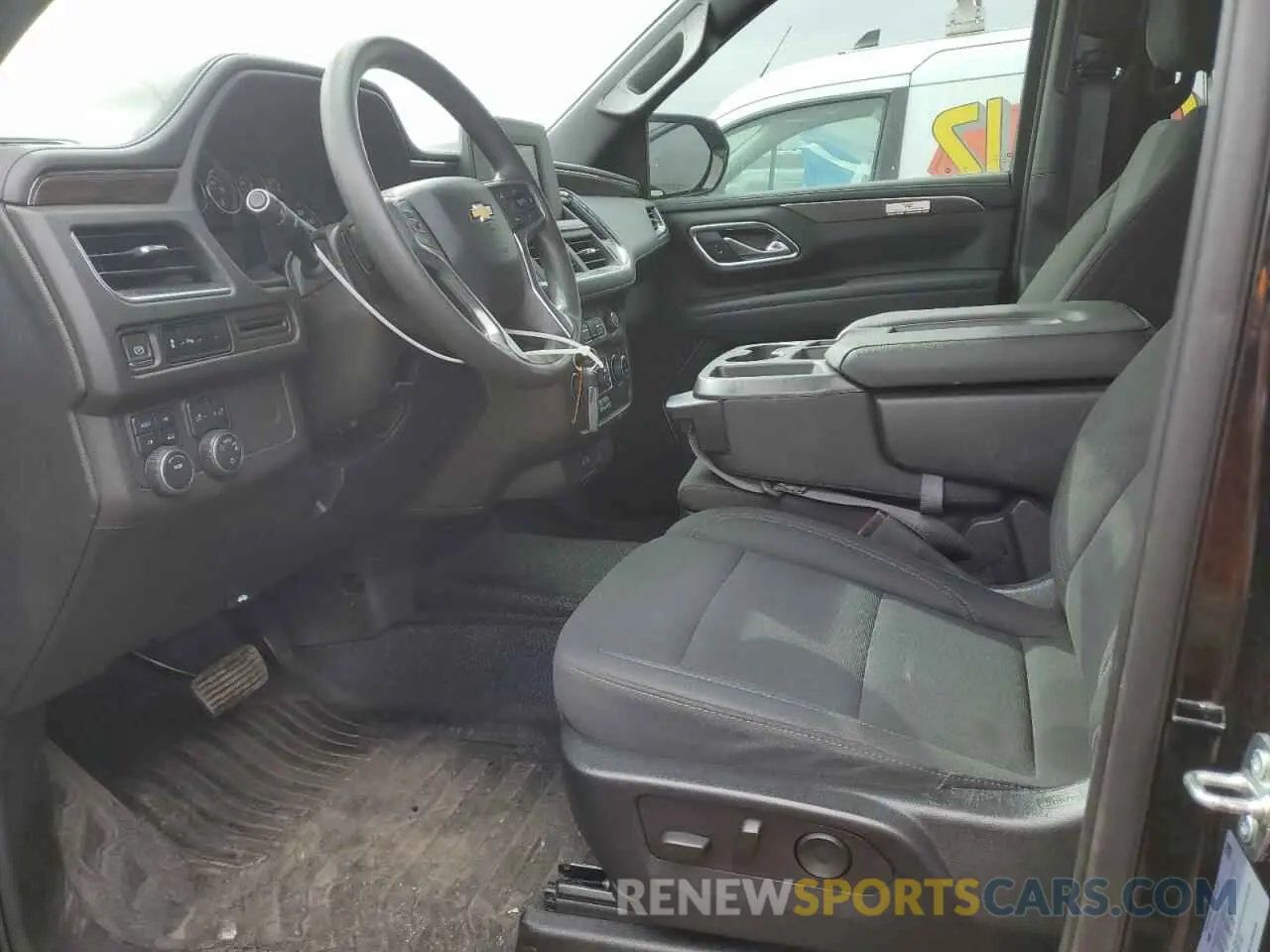 7 Фотография поврежденного автомобиля 1GNSKLED7PR268508 CHEVROLET TAHOE 2023
