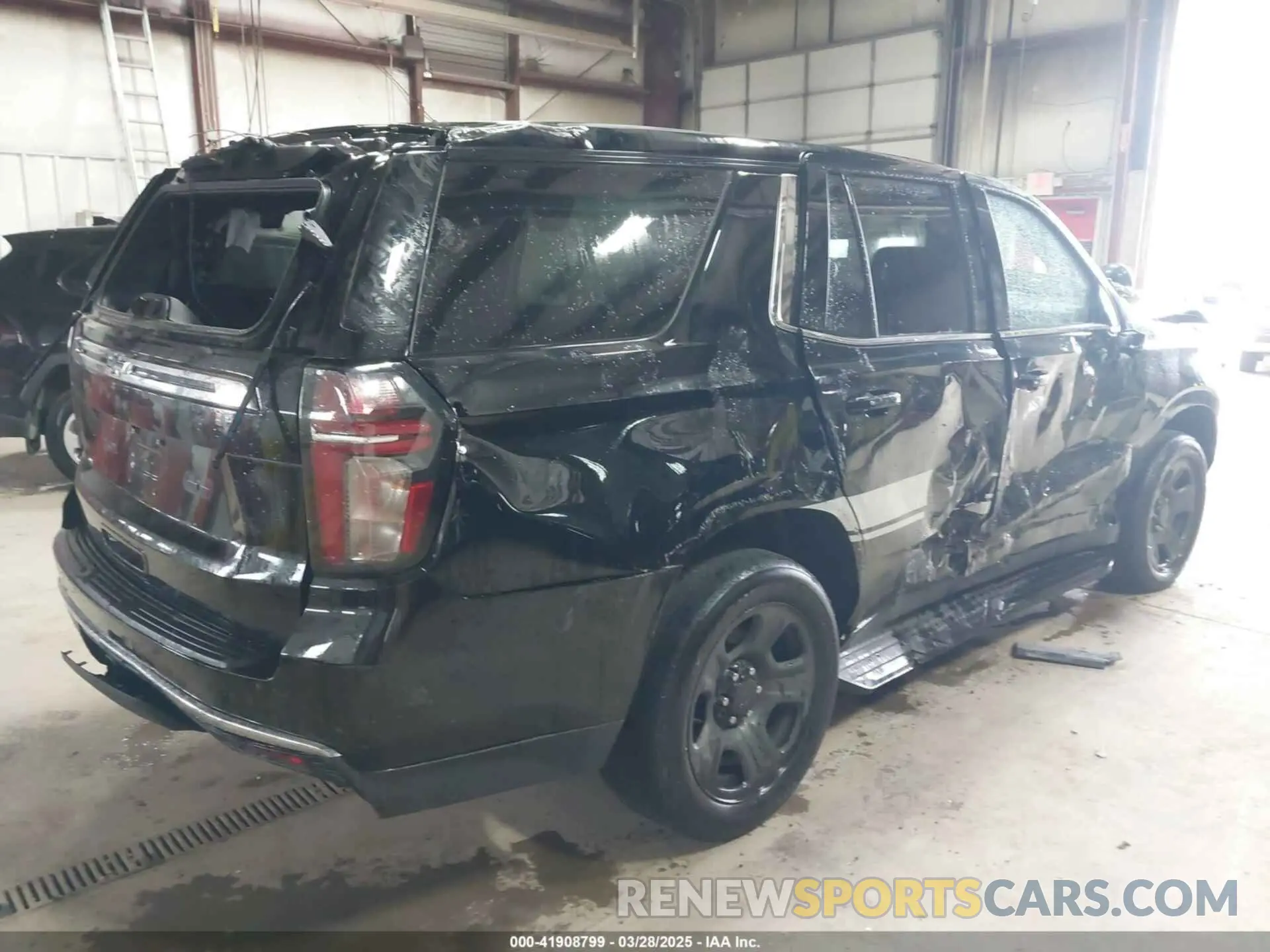 4 Photograph of a damaged car 1GNSKLED9PR283866 CHEVROLET TAHOE 2023
