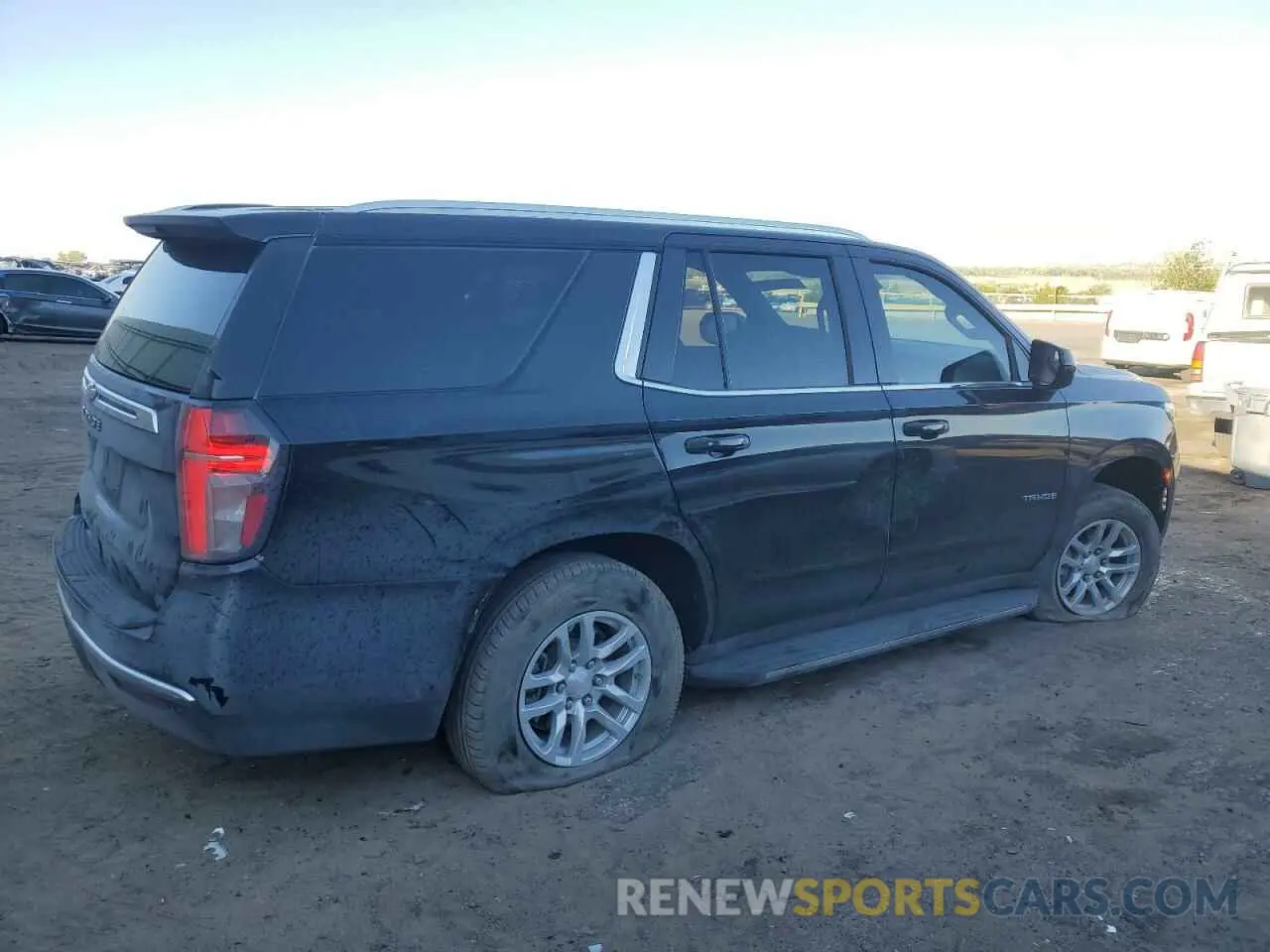 3 Фотография поврежденного автомобиля 1GNSKMKD4PR184687 CHEVROLET TAHOE 2023
