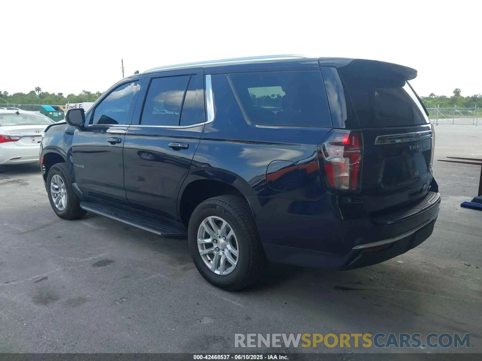 3 Photograph of a damaged car 1GNSKNKD6PR198449 CHEVROLET TAHOE 2023