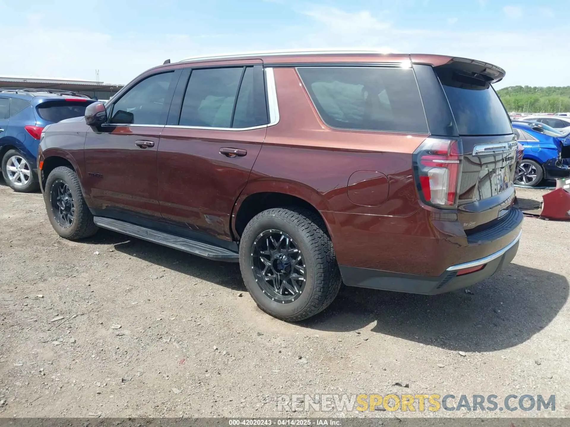 3 Фотография поврежденного автомобиля 1GNSKNKD7PR106524 CHEVROLET TAHOE 2023