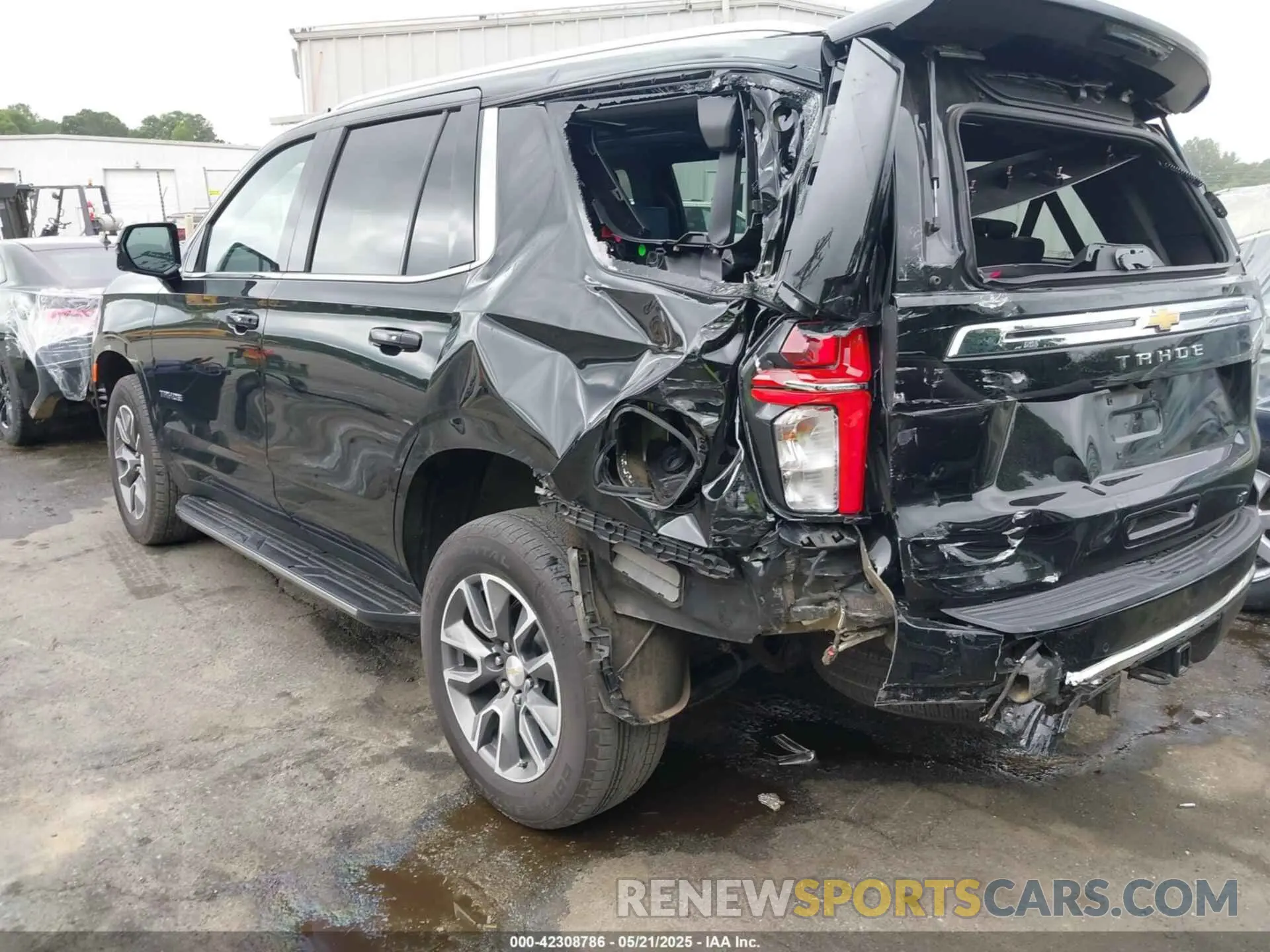 3 Photograph of a damaged car 1GNSKNKD8PR105849 CHEVROLET TAHOE 2023