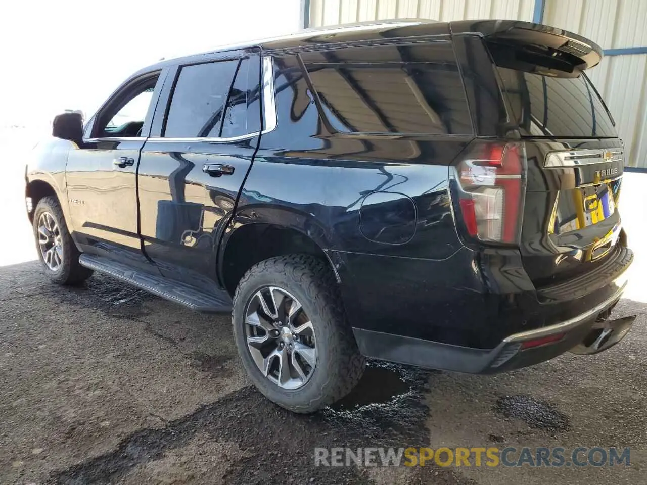 2 Фотография поврежденного автомобиля 1GNSKNKD8PR289979 CHEVROLET TAHOE 2023