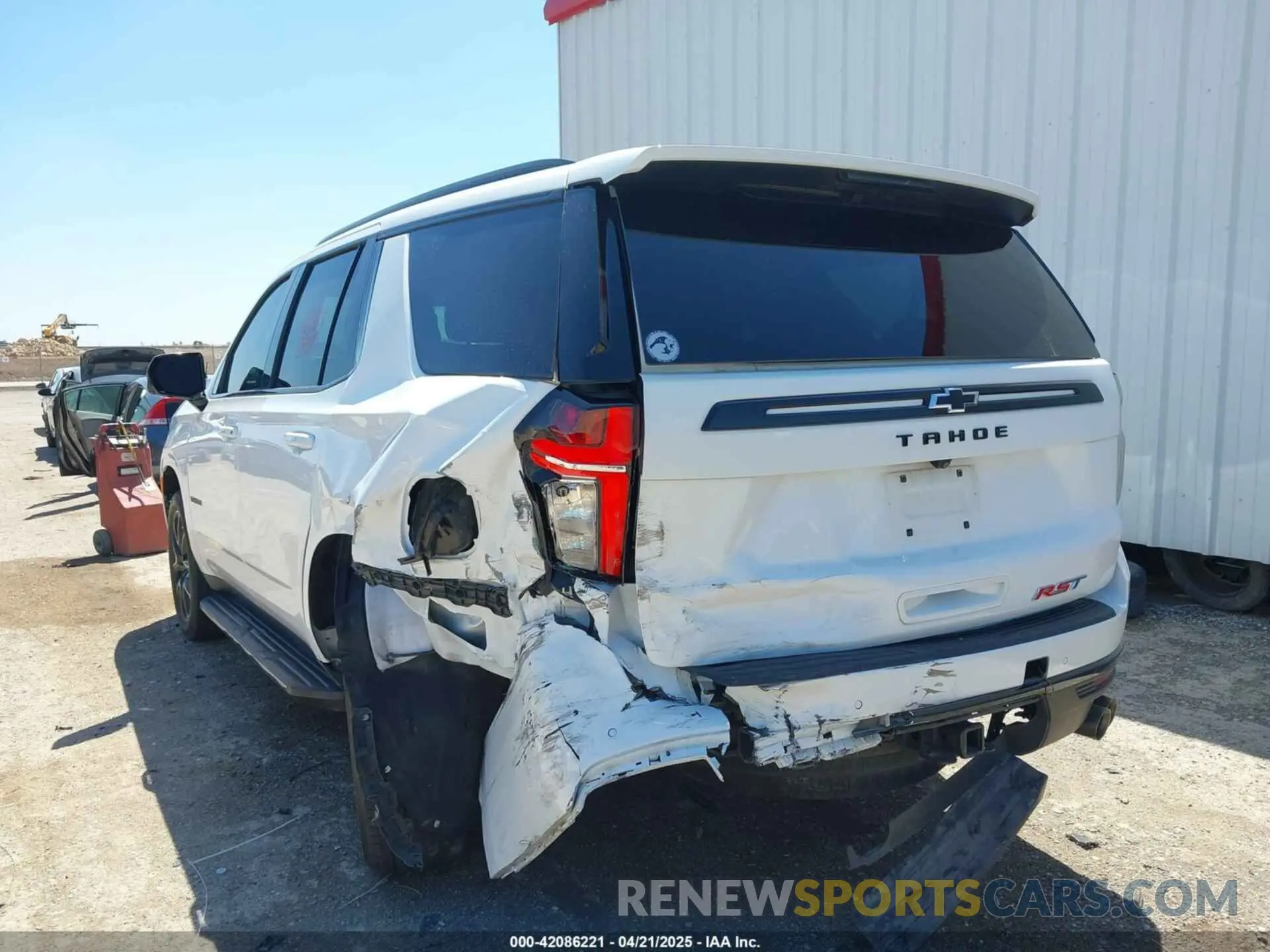 3 Фотография поврежденного автомобиля 1GNSKRKL7PR524774 CHEVROLET TAHOE 2023