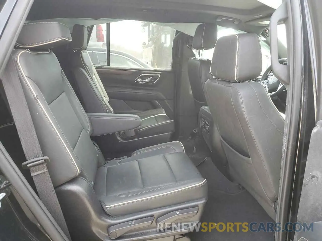 11 Фотография поврежденного автомобиля 1GNSKSKD0PR220119 CHEVROLET TAHOE 2023