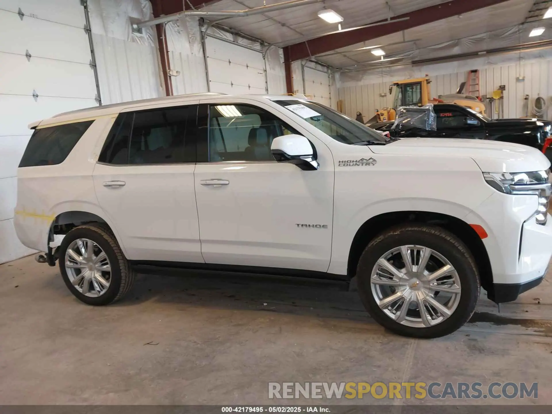 13 Фотография поврежденного автомобиля 1GNSKTKL0PR533720 CHEVROLET TAHOE 2023