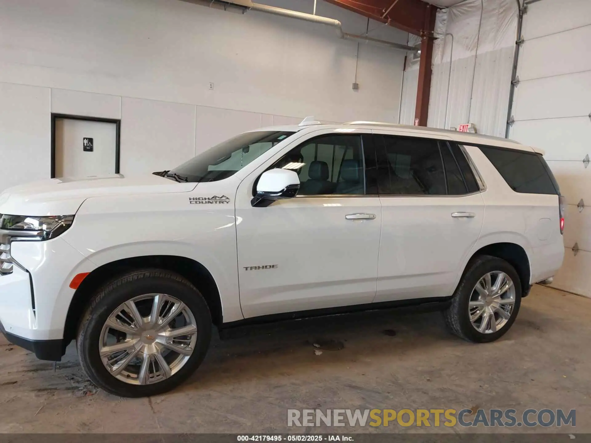14 Фотография поврежденного автомобиля 1GNSKTKL0PR533720 CHEVROLET TAHOE 2023