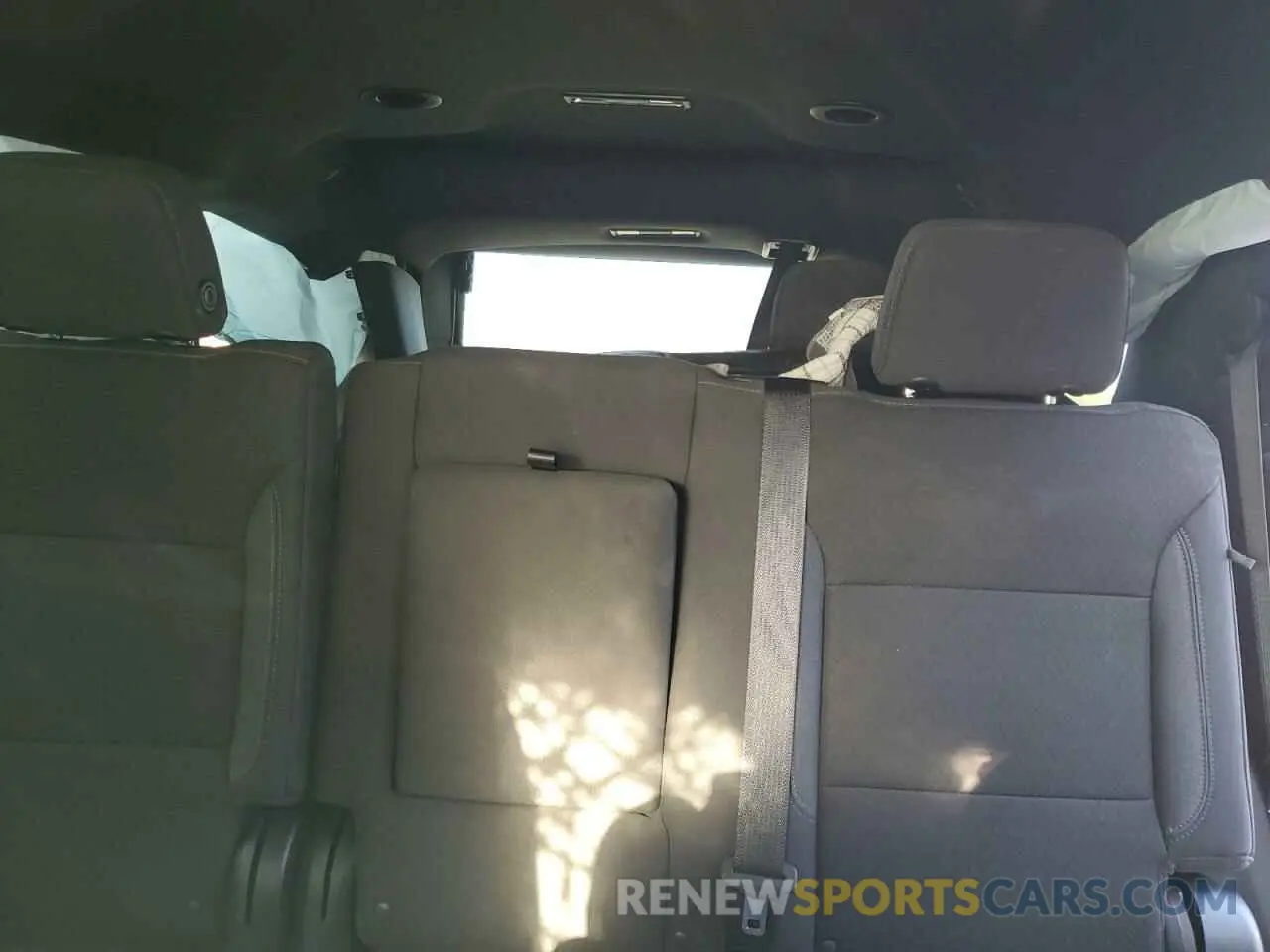 10 Photograph of a damaged car 1GNSCMKD9RR176746 CHEVROLET TAHOE 2024