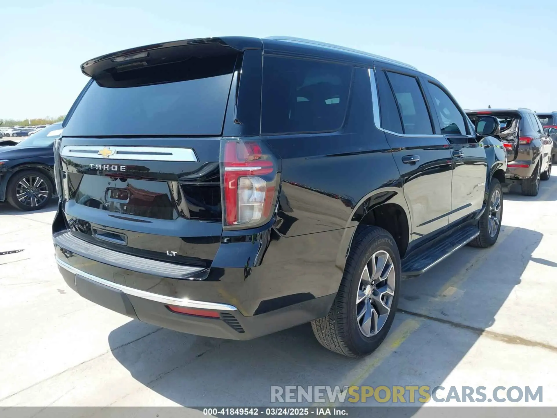 4 Фотография поврежденного автомобиля 1GNSCNKD7RR374098 CHEVROLET TAHOE 2024