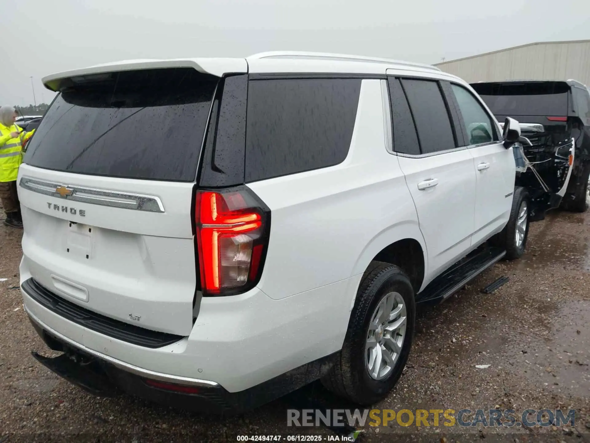 4 Photograph of a damaged car 1GNSCNKD8RR279520 CHEVROLET TAHOE 2024