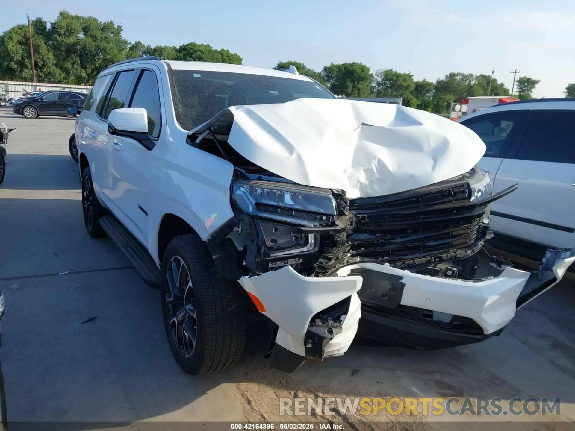 1 Фотография поврежденного автомобиля 1GNSCRKD3RR340893 CHEVROLET TAHOE 2024