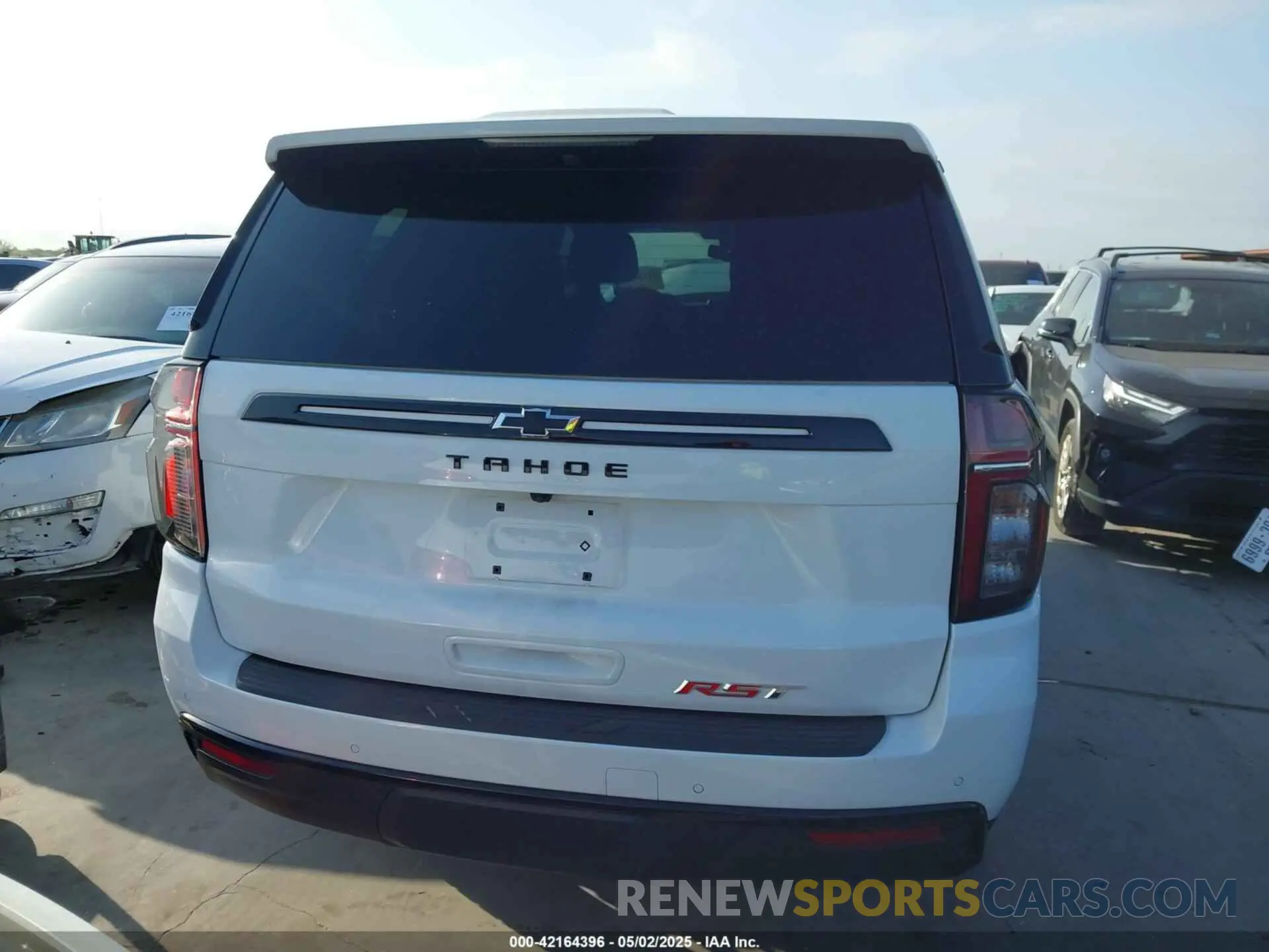 16 Фотография поврежденного автомобиля 1GNSCRKD3RR340893 CHEVROLET TAHOE 2024