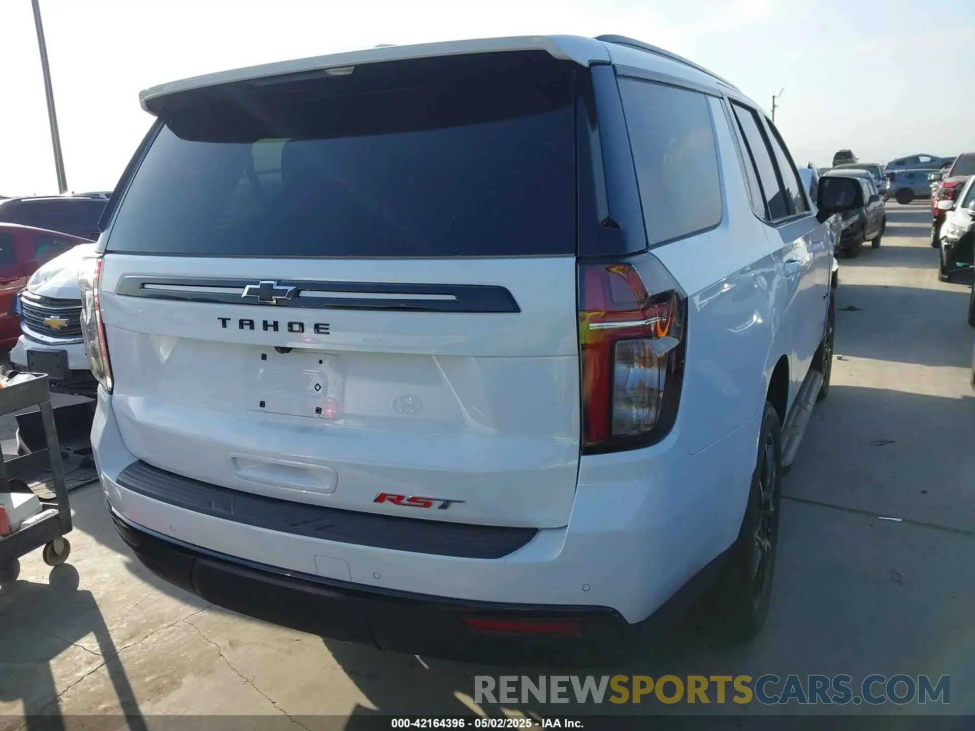 4 Фотография поврежденного автомобиля 1GNSCRKD3RR340893 CHEVROLET TAHOE 2024