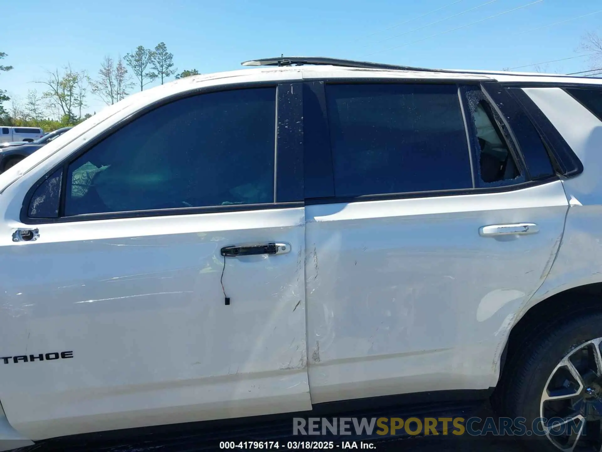 13 Фотография поврежденного автомобиля 1GNSCRKD3RR393593 CHEVROLET TAHOE 2024