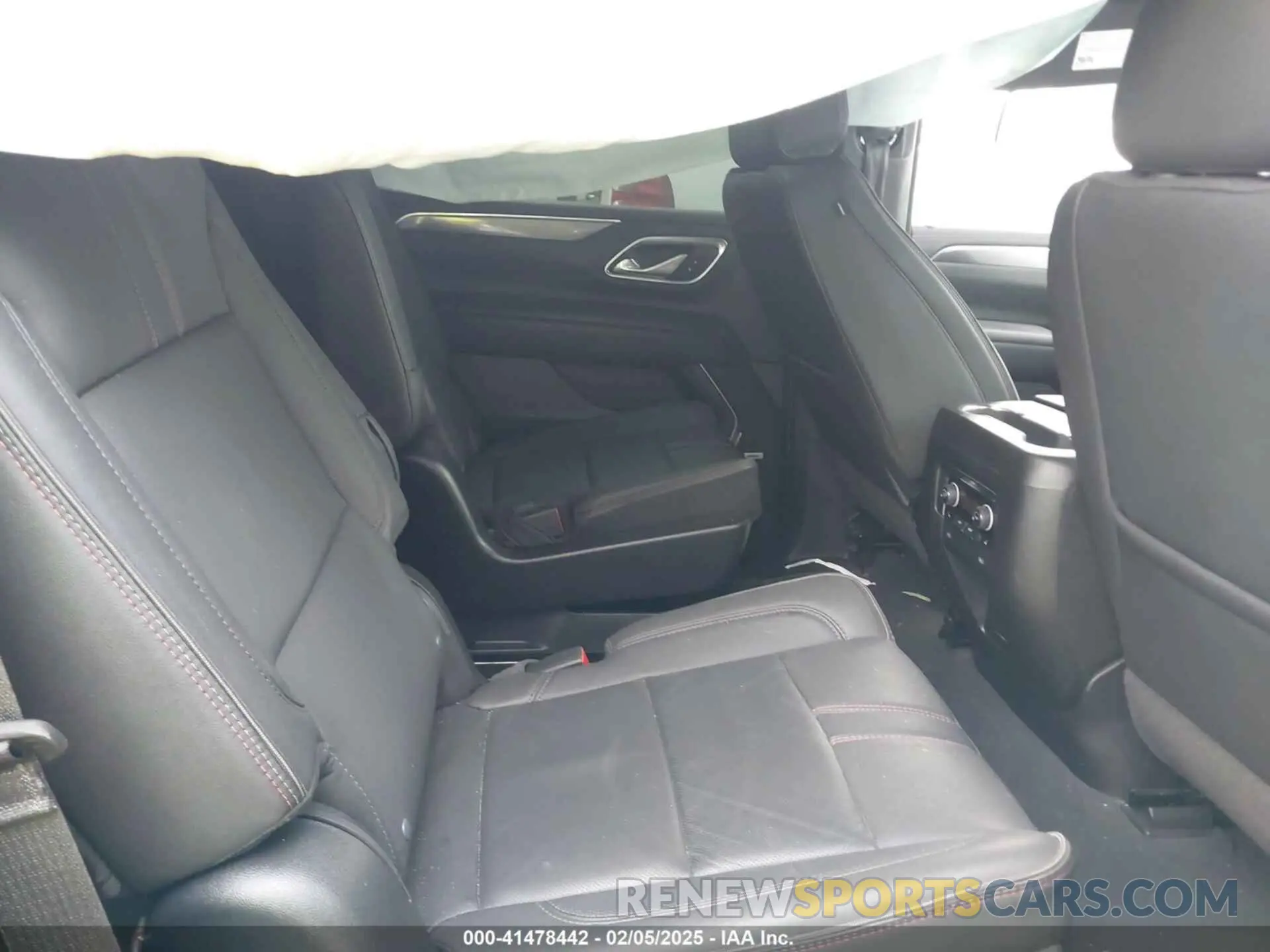 8 Фотография поврежденного автомобиля 1GNSCRKD7RR127283 CHEVROLET TAHOE 2024
