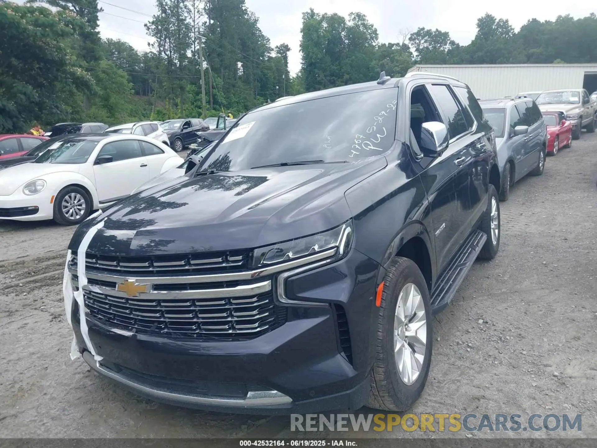 2 Фотография поврежденного автомобиля 1GNSCSKD2RR194767 CHEVROLET TAHOE 2024