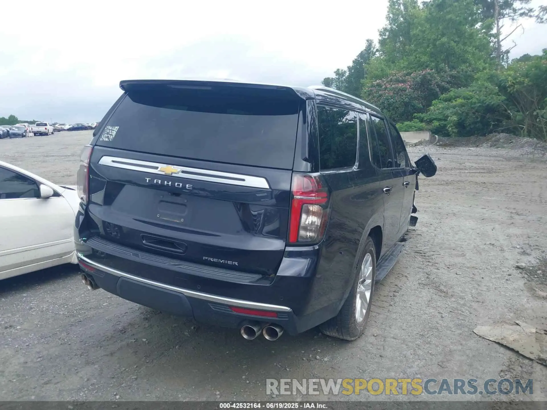 4 Фотография поврежденного автомобиля 1GNSCSKD2RR194767 CHEVROLET TAHOE 2024