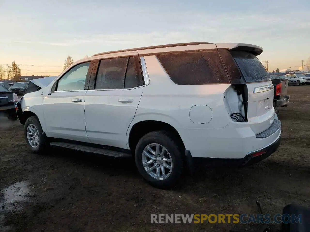 2 Фотография поврежденного автомобиля 1GNSKLED6RR271693 CHEVROLET TAHOE 2024