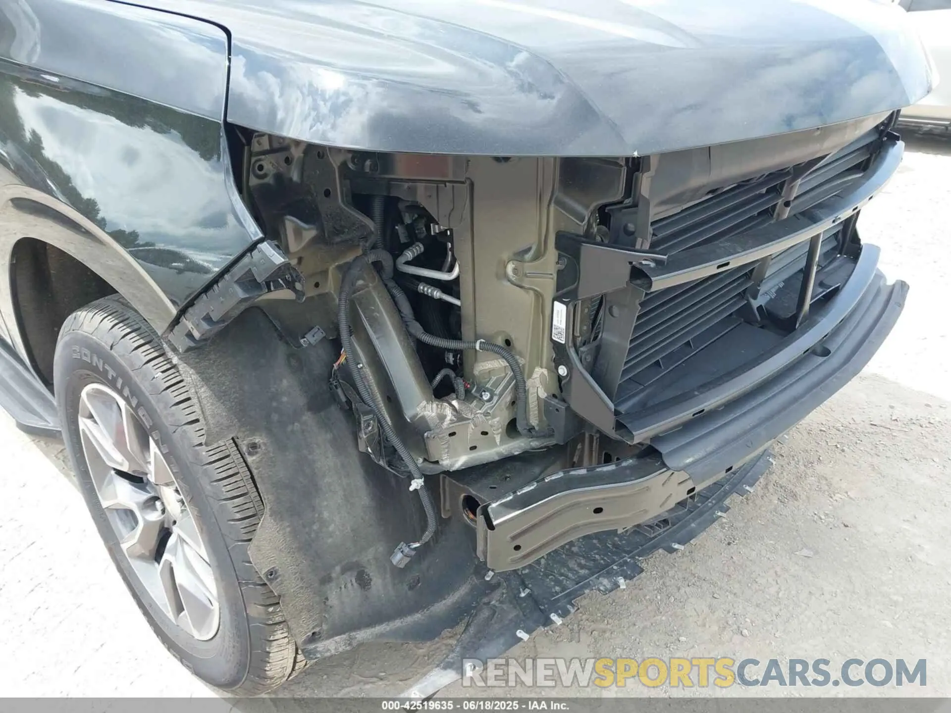 20 Photograph of a damaged car 1GNSKMKD6RR364739 CHEVROLET TAHOE 2024