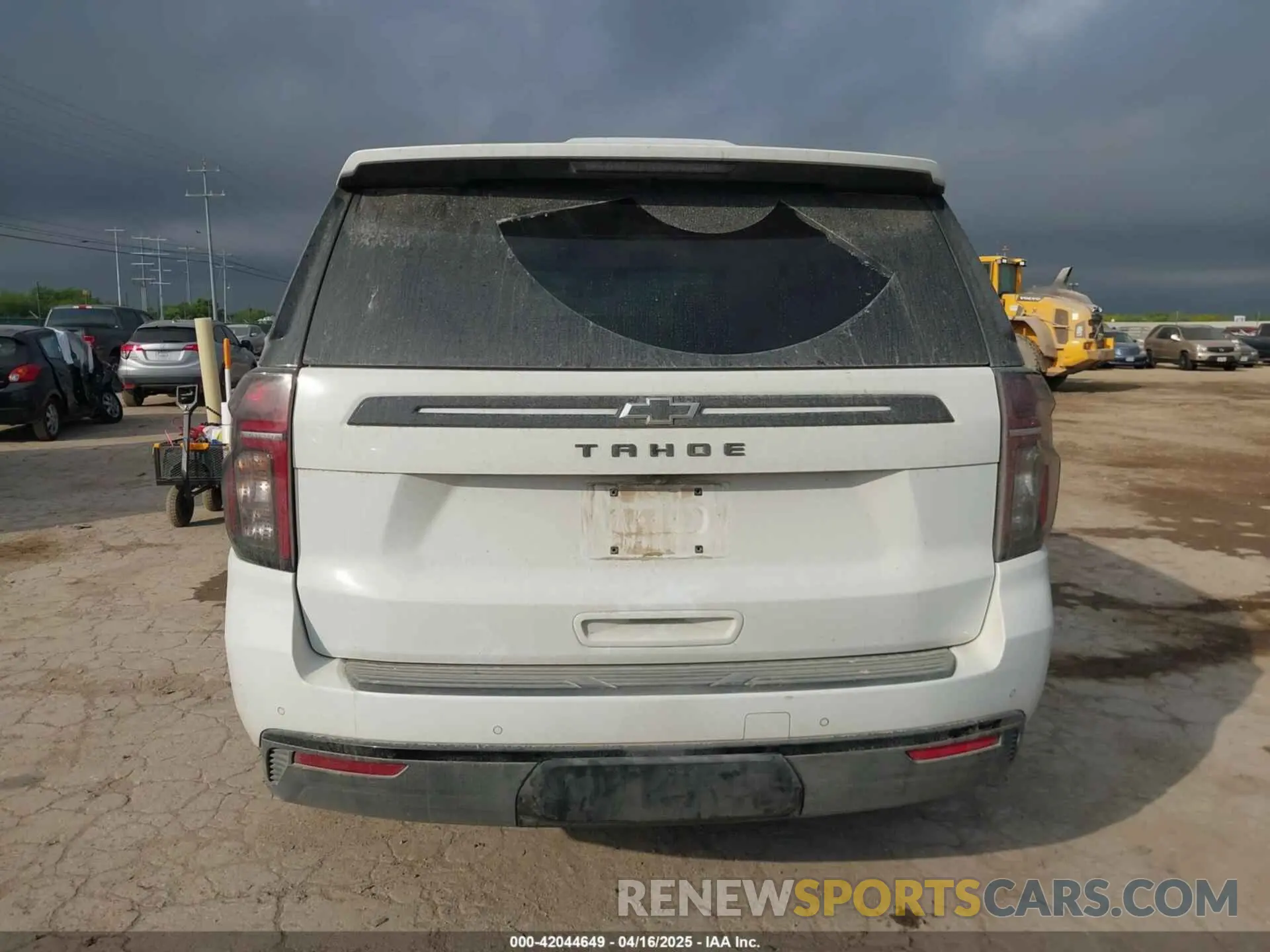 16 Photograph of a damaged car 1GNSKPKD5RR319258 CHEVROLET TAHOE 2024