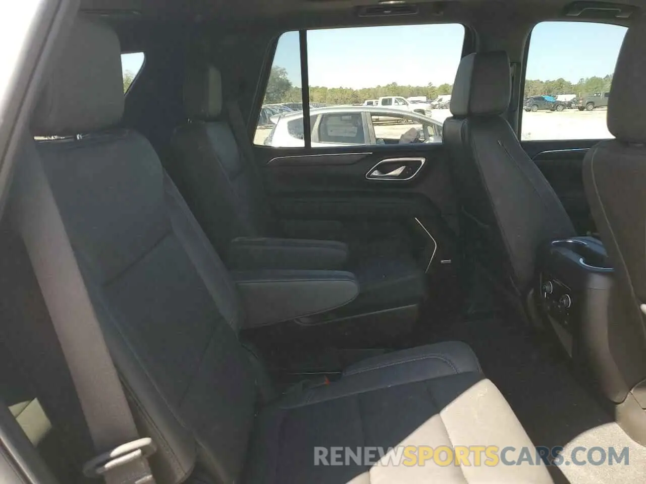 11 Photograph of a damaged car 1GNSKPKD6RR275741 CHEVROLET TAHOE 2024