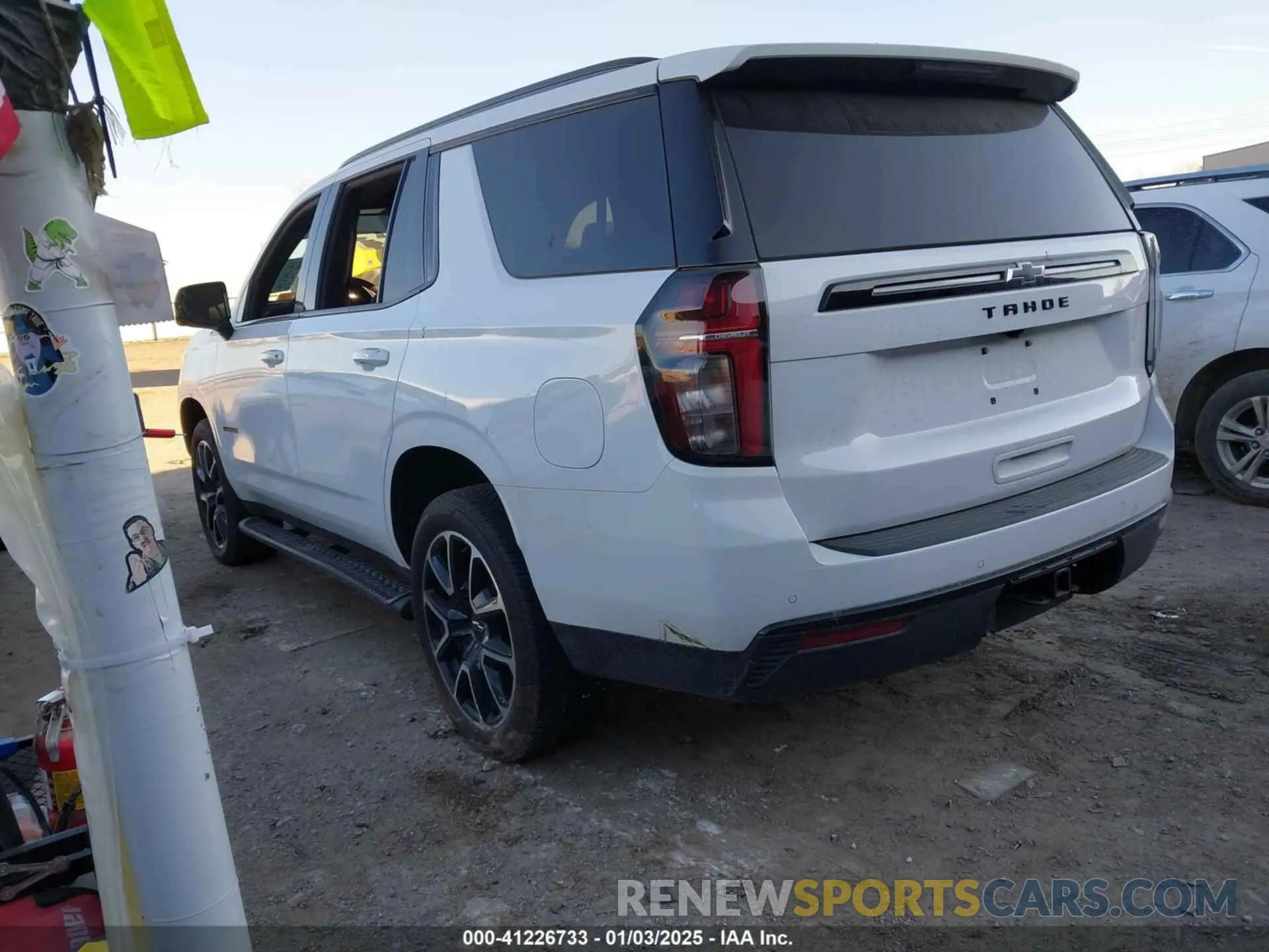 3 Фотография поврежденного автомобиля 1GNSKPKD8RR269892 CHEVROLET TAHOE 2024