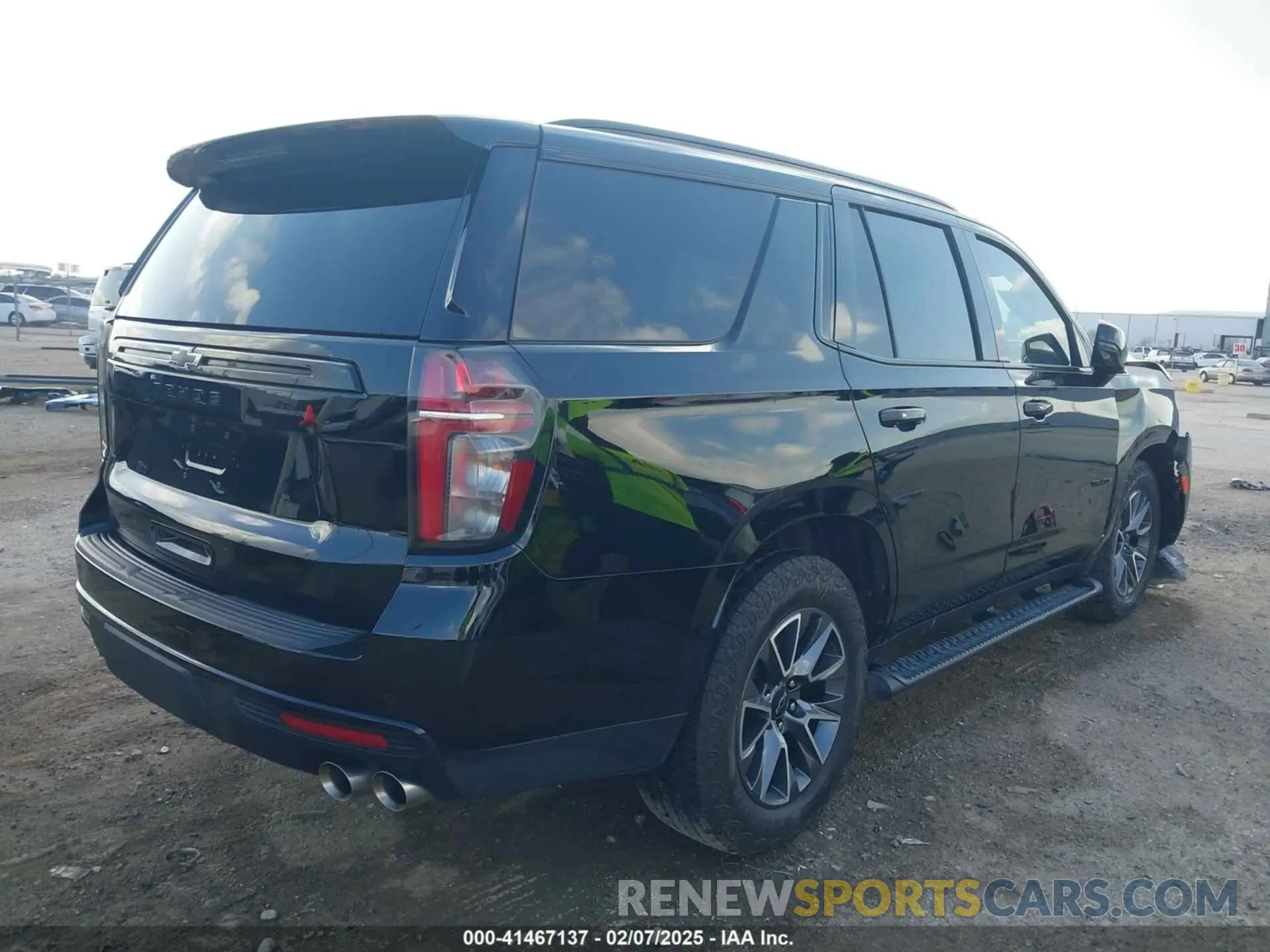 4 Фотография поврежденного автомобиля 1GNSKPKL9RR316256 CHEVROLET TAHOE 2024