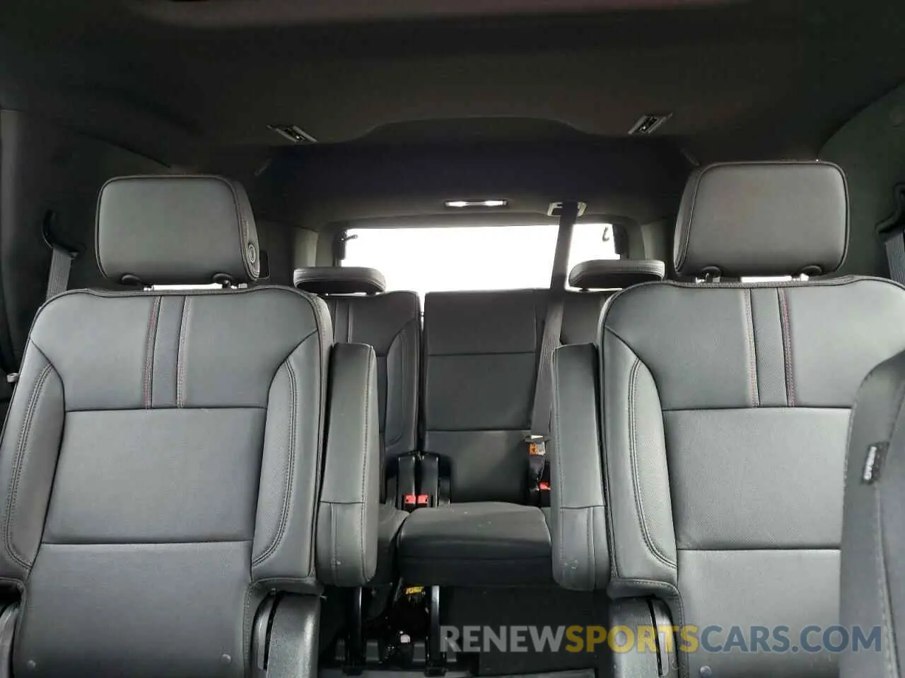10 Фотография поврежденного автомобиля 1GNSKRKD3RR139191 CHEVROLET TAHOE 2024
