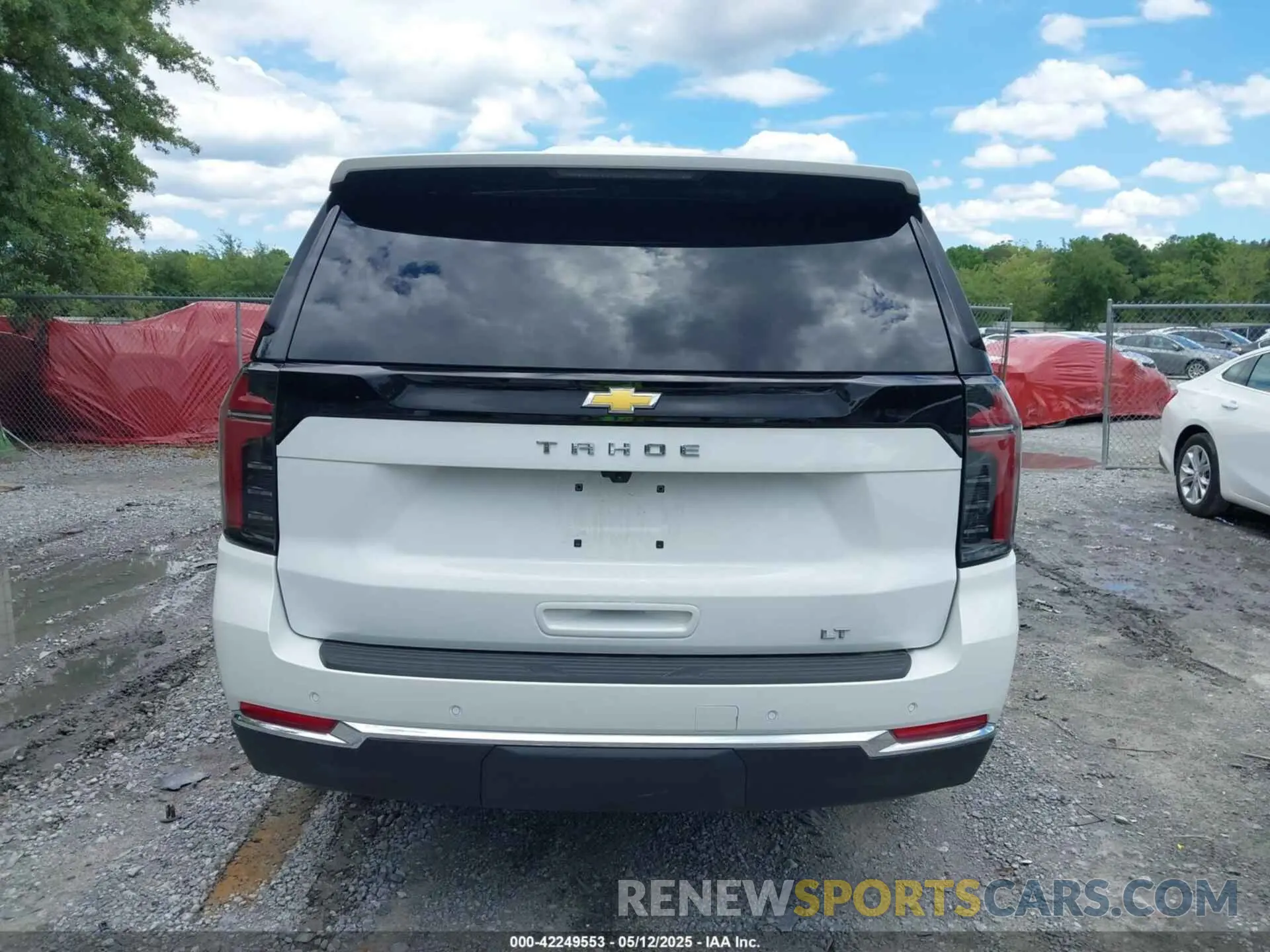 16 Photograph of a damaged car 1GNS5NRD4SR204271 CHEVROLET TAHOE 2025