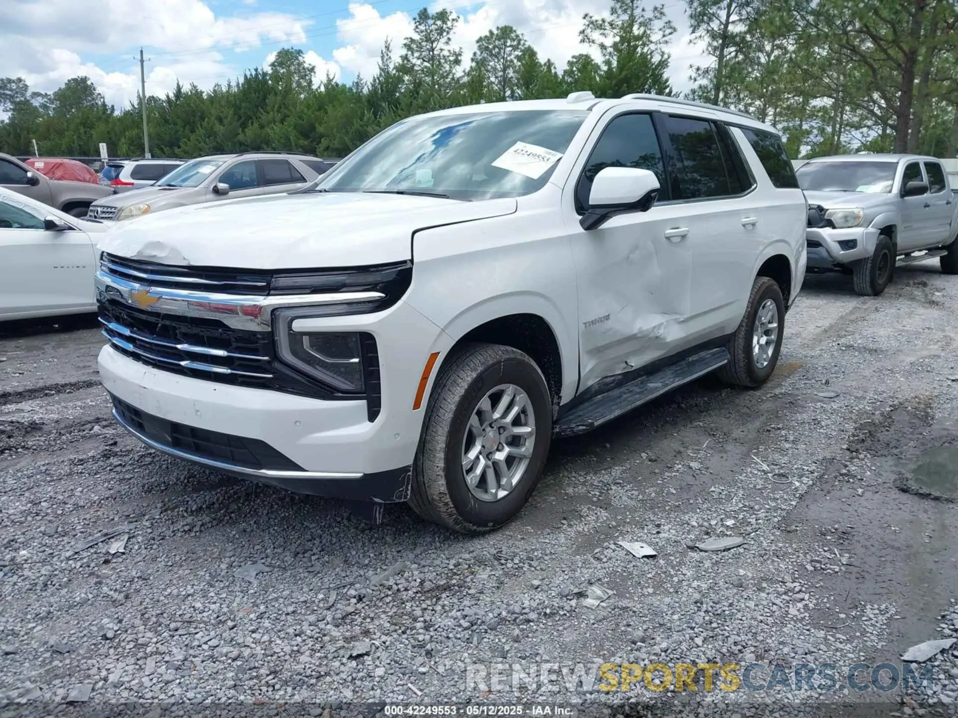 2 Photograph of a damaged car 1GNS5NRD4SR204271 CHEVROLET TAHOE 2025