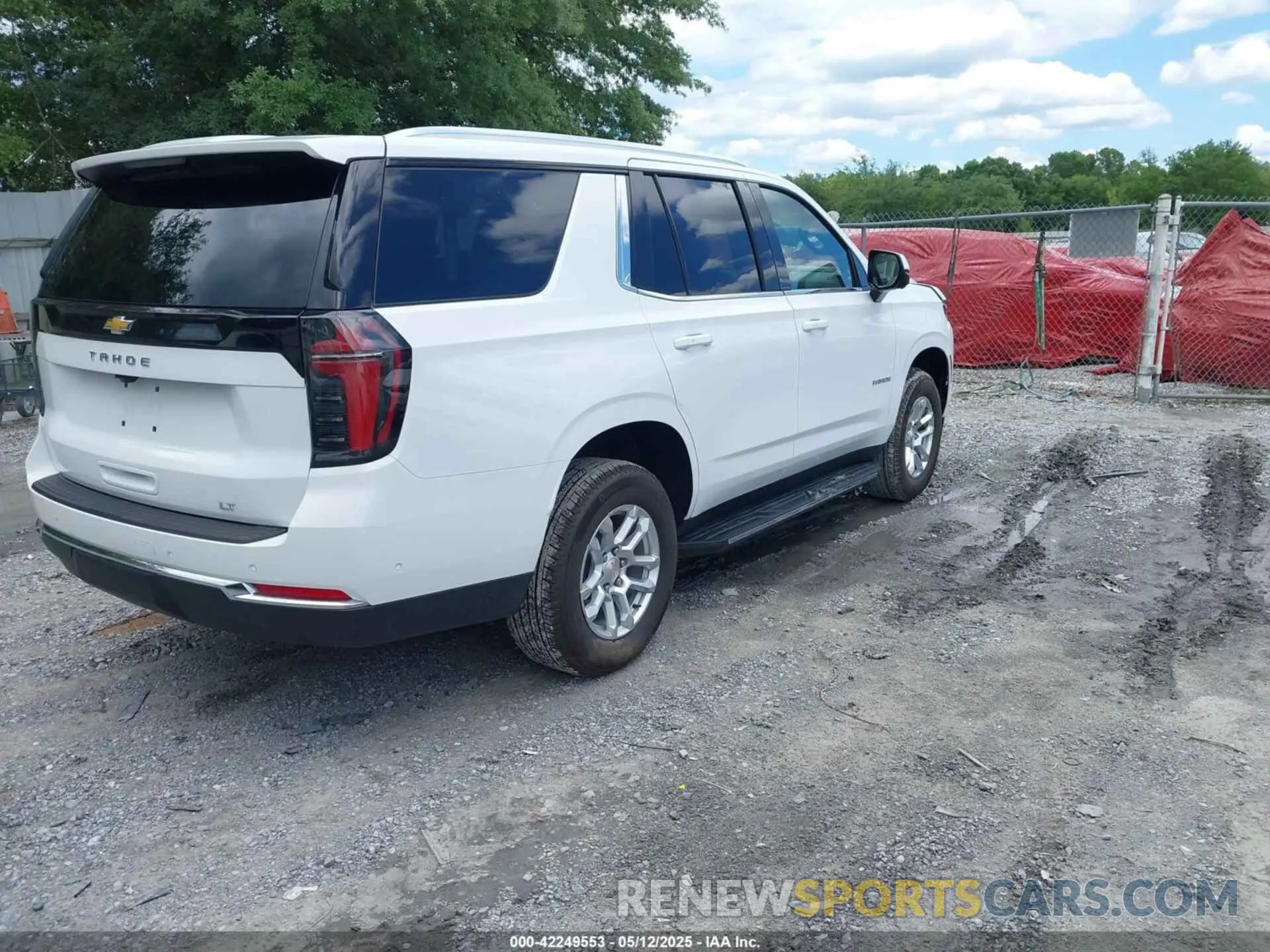 4 Photograph of a damaged car 1GNS5NRD4SR204271 CHEVROLET TAHOE 2025