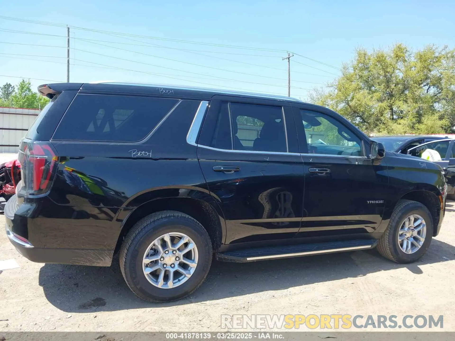 13 Photograph of a damaged car 1GNS5NRD5SR236730 CHEVROLET TAHOE 2025