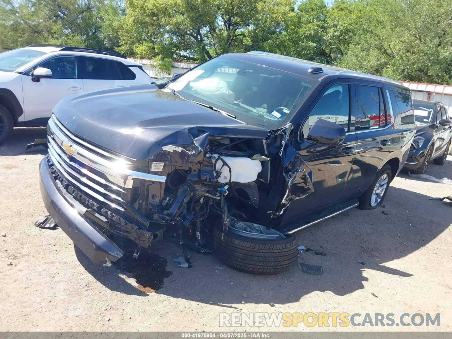 2 Фотография поврежденного автомобиля 1GNS5NRD7SR205754 CHEVROLET TAHOE 2025