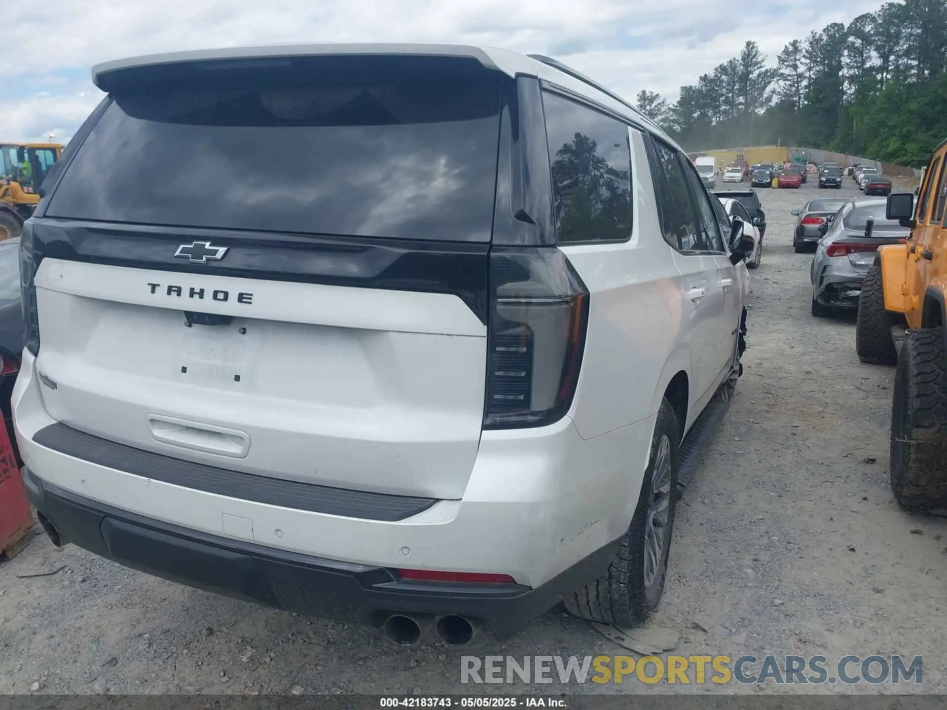 4 Photograph of a damaged car 1GNS6PRL3SR148260 CHEVROLET TAHOE 2025