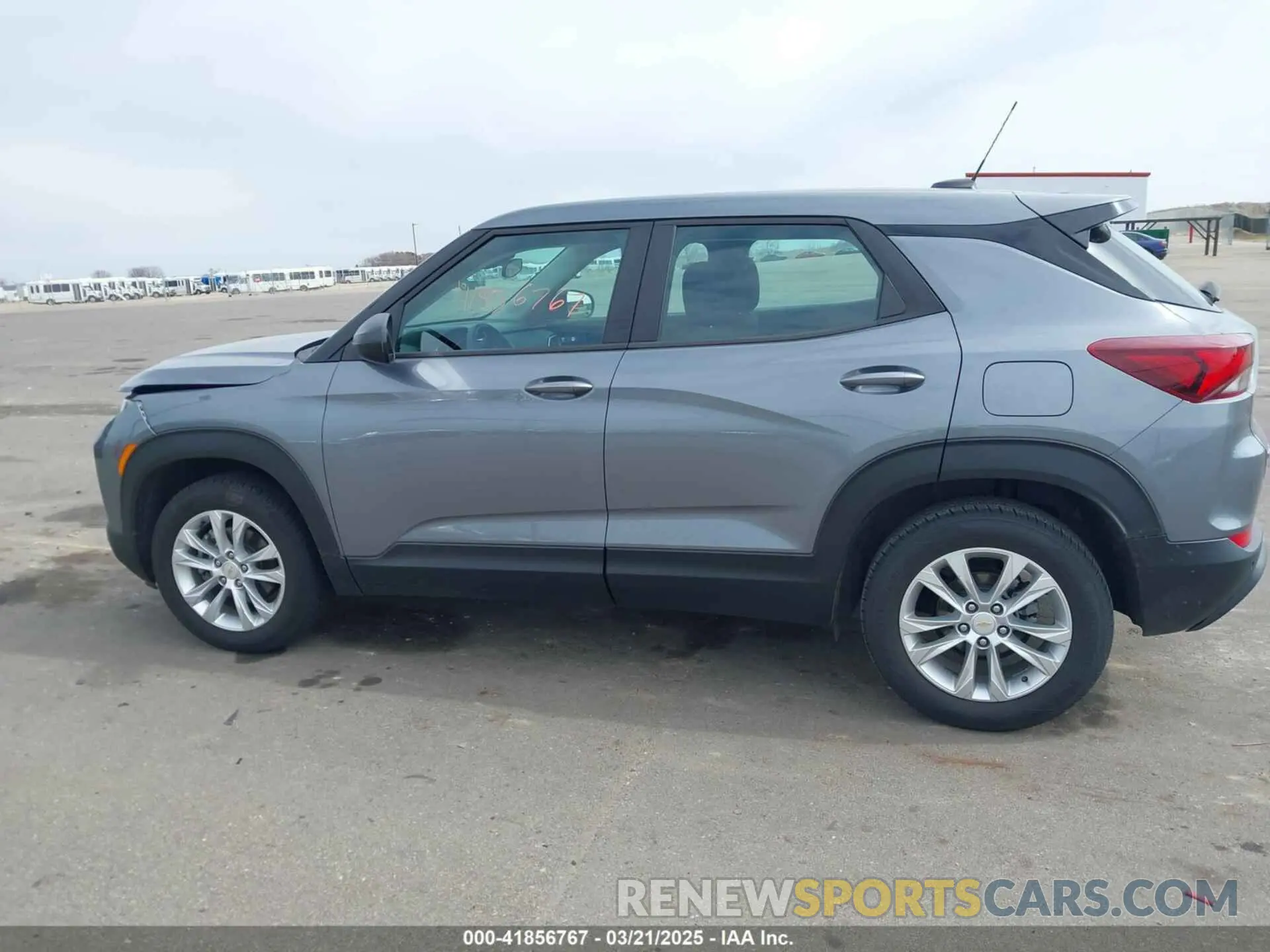 14 Фотография поврежденного автомобиля KL79MMS23MB014435 CHEVROLET TRAILBLAZER 2021