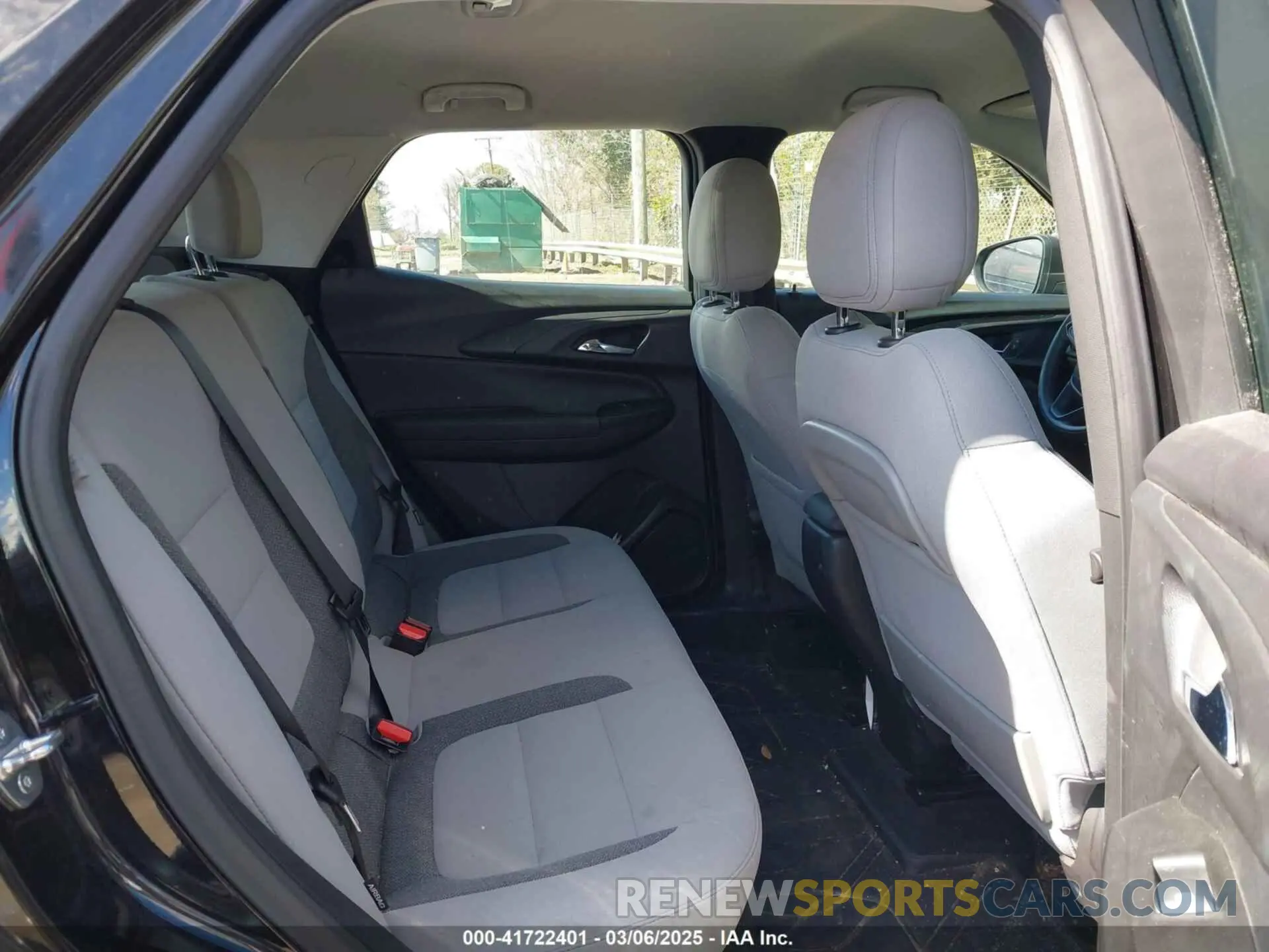 8 Фотография поврежденного автомобиля KL79MMS25MB117288 CHEVROLET TRAILBLAZER 2021