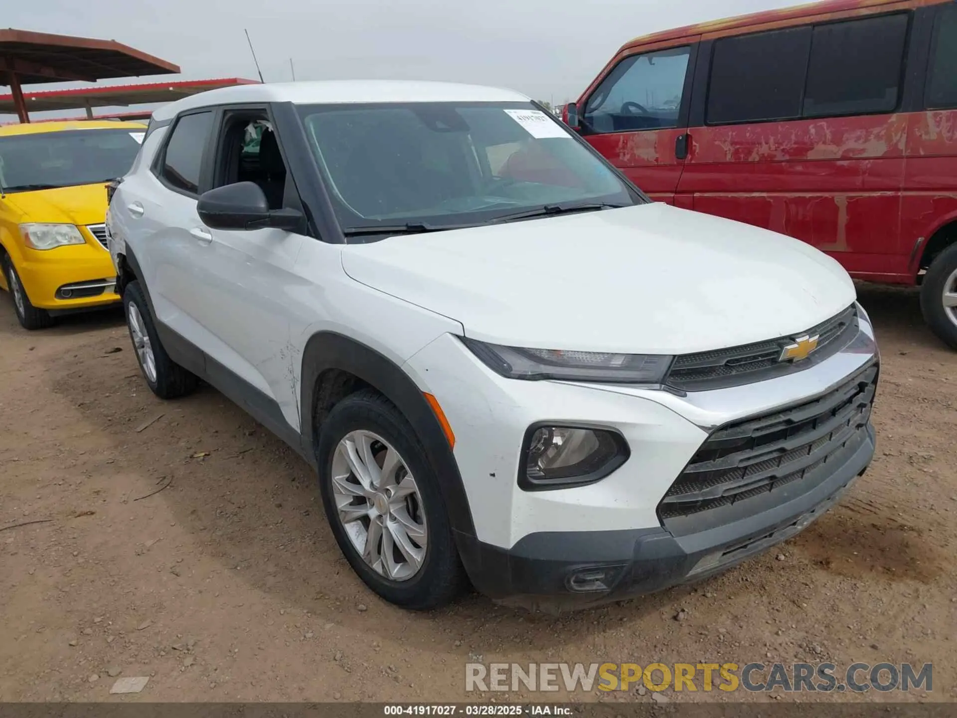 1 Фотография поврежденного автомобиля KL79MMS28MB025690 CHEVROLET TRAILBLAZER 2021