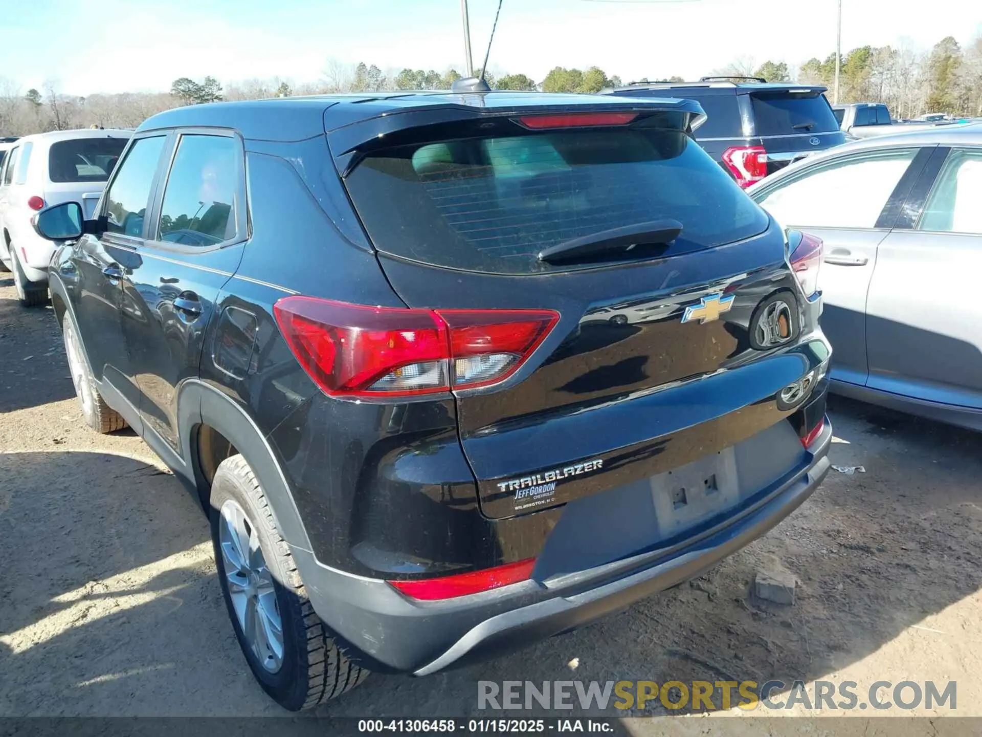 3 Photograph of a damaged car KL79MMS28MB172043 CHEVROLET TRAILBLAZER 2021