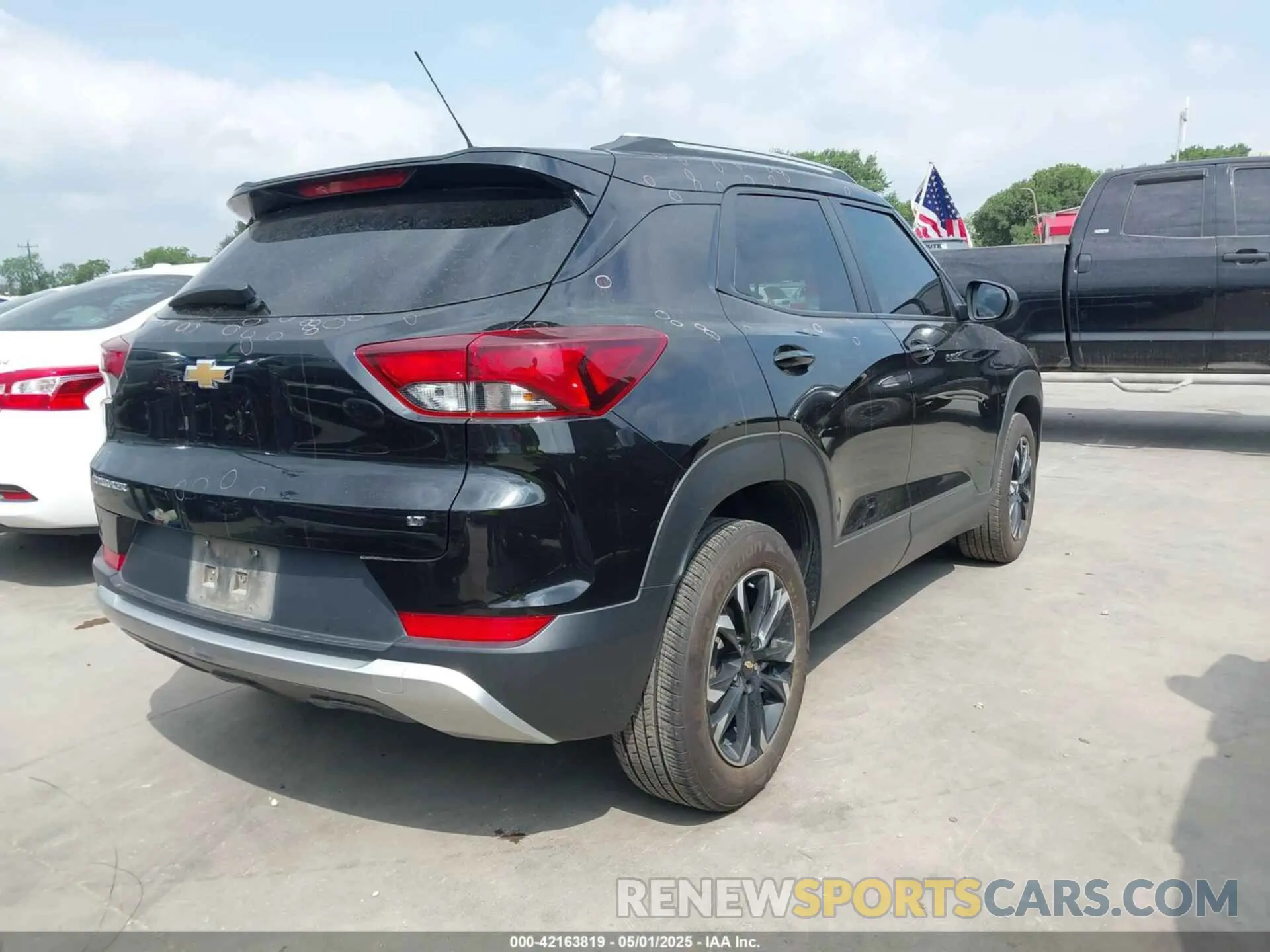 4 Photograph of a damaged car KL79MPS27MB149368 CHEVROLET TRAILBLAZER 2021