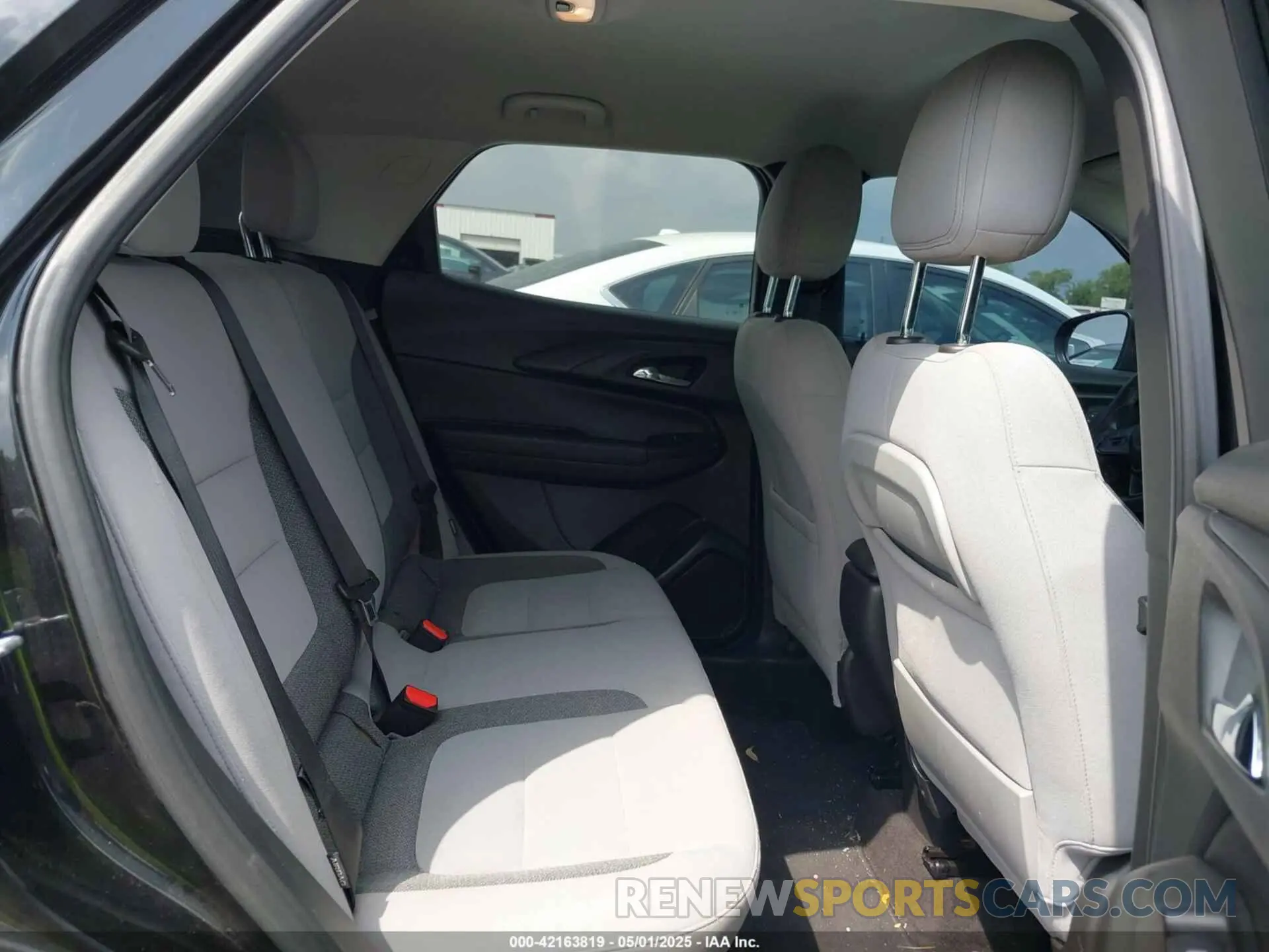 8 Photograph of a damaged car KL79MPS27MB149368 CHEVROLET TRAILBLAZER 2021