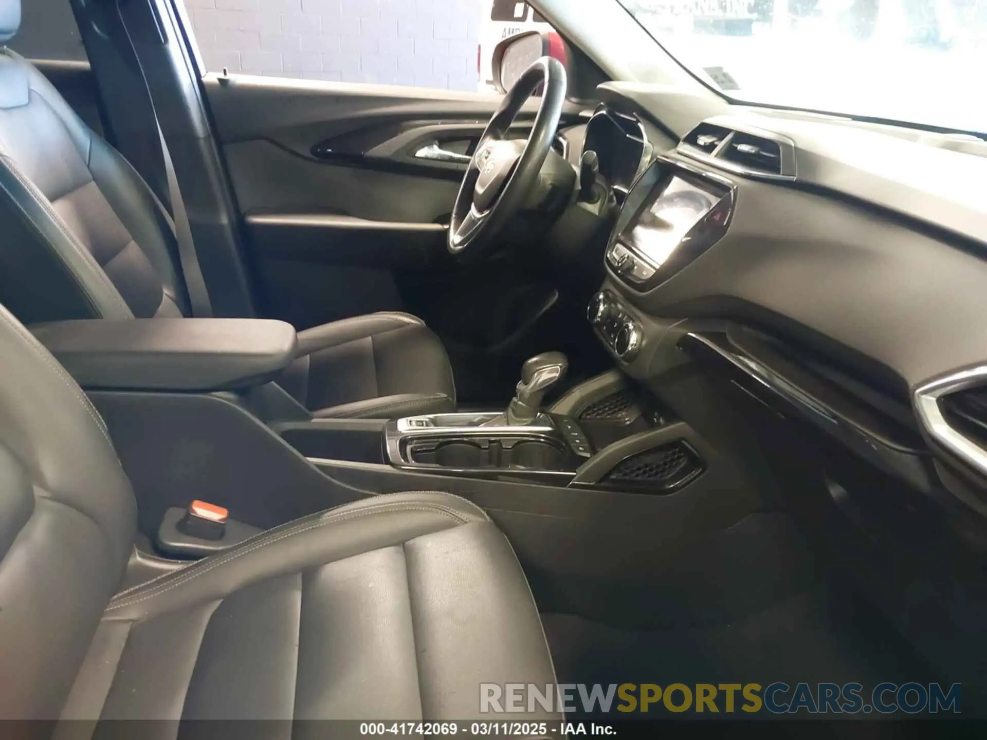 5 Photograph of a damaged car KL79MPSL0MB003791 CHEVROLET TRAILBLAZER 2021