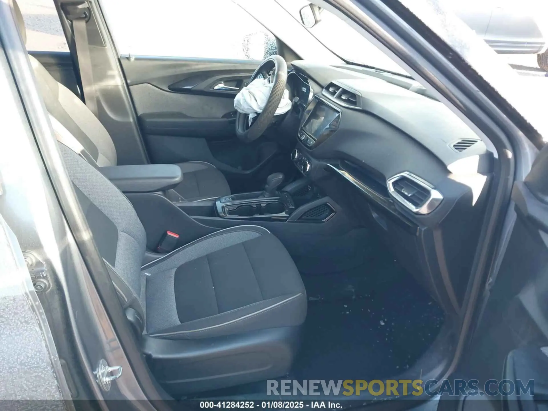 5 Photograph of a damaged car KL79MPSL1MB148970 CHEVROLET TRAILBLAZER 2021