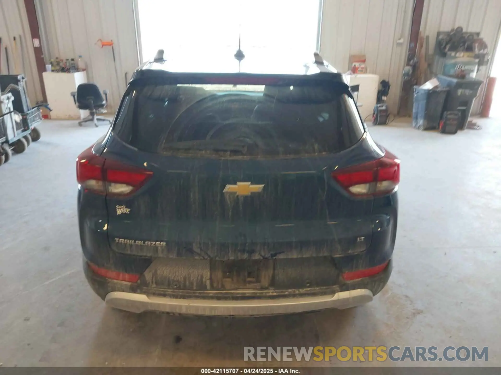 16 Photograph of a damaged car KL79MPSL2MB048974 CHEVROLET TRAILBLAZER 2021