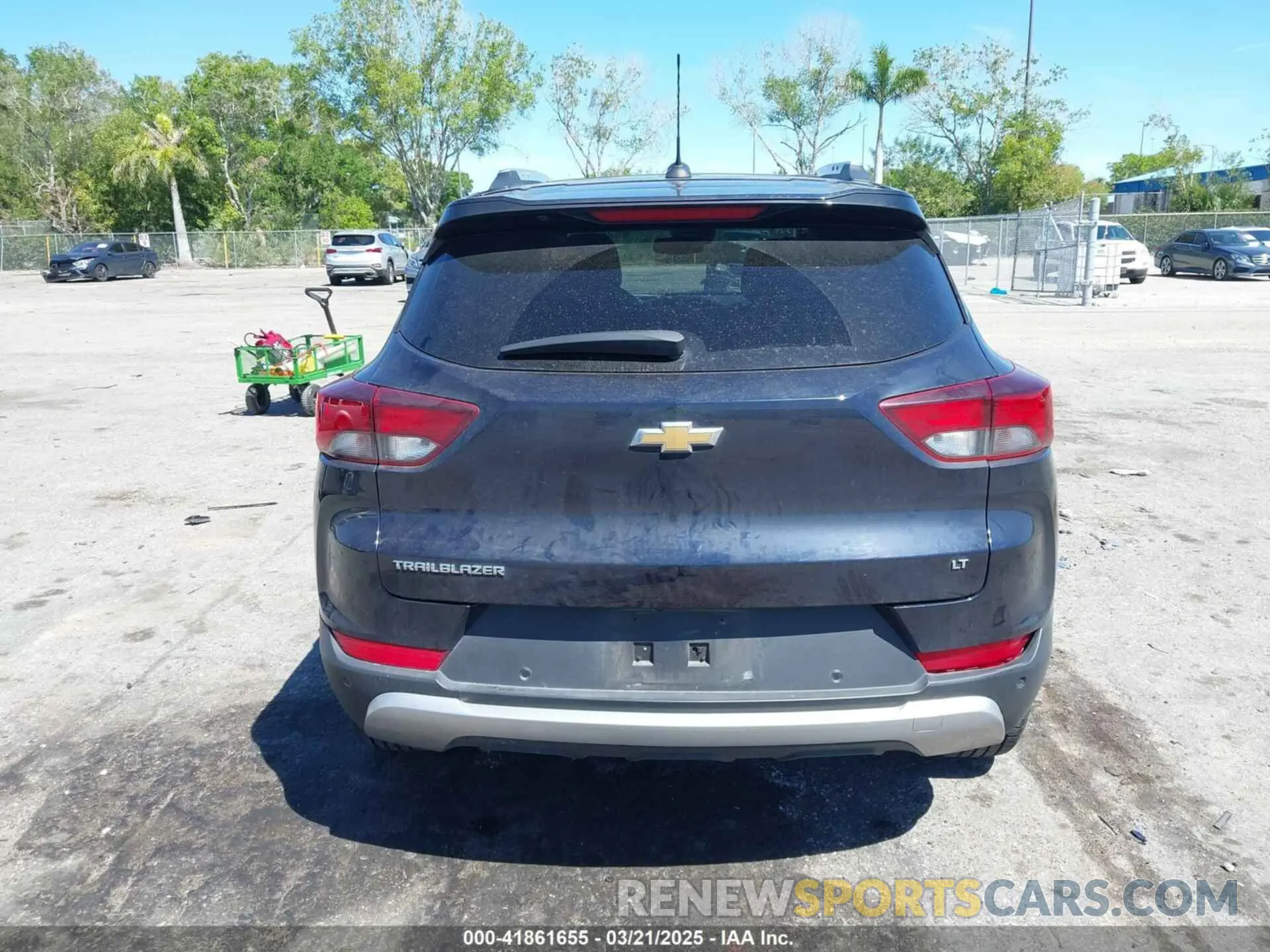 16 Photograph of a damaged car KL79MPSL2MB141459 CHEVROLET TRAILBLAZER 2021