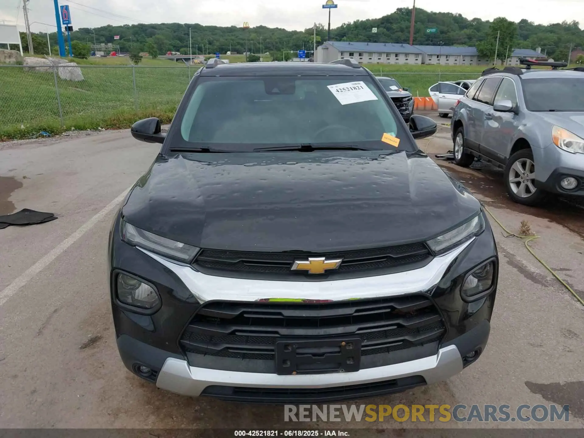12 Photograph of a damaged car KL79MPSL9MB006463 CHEVROLET TRAILBLAZER 2021