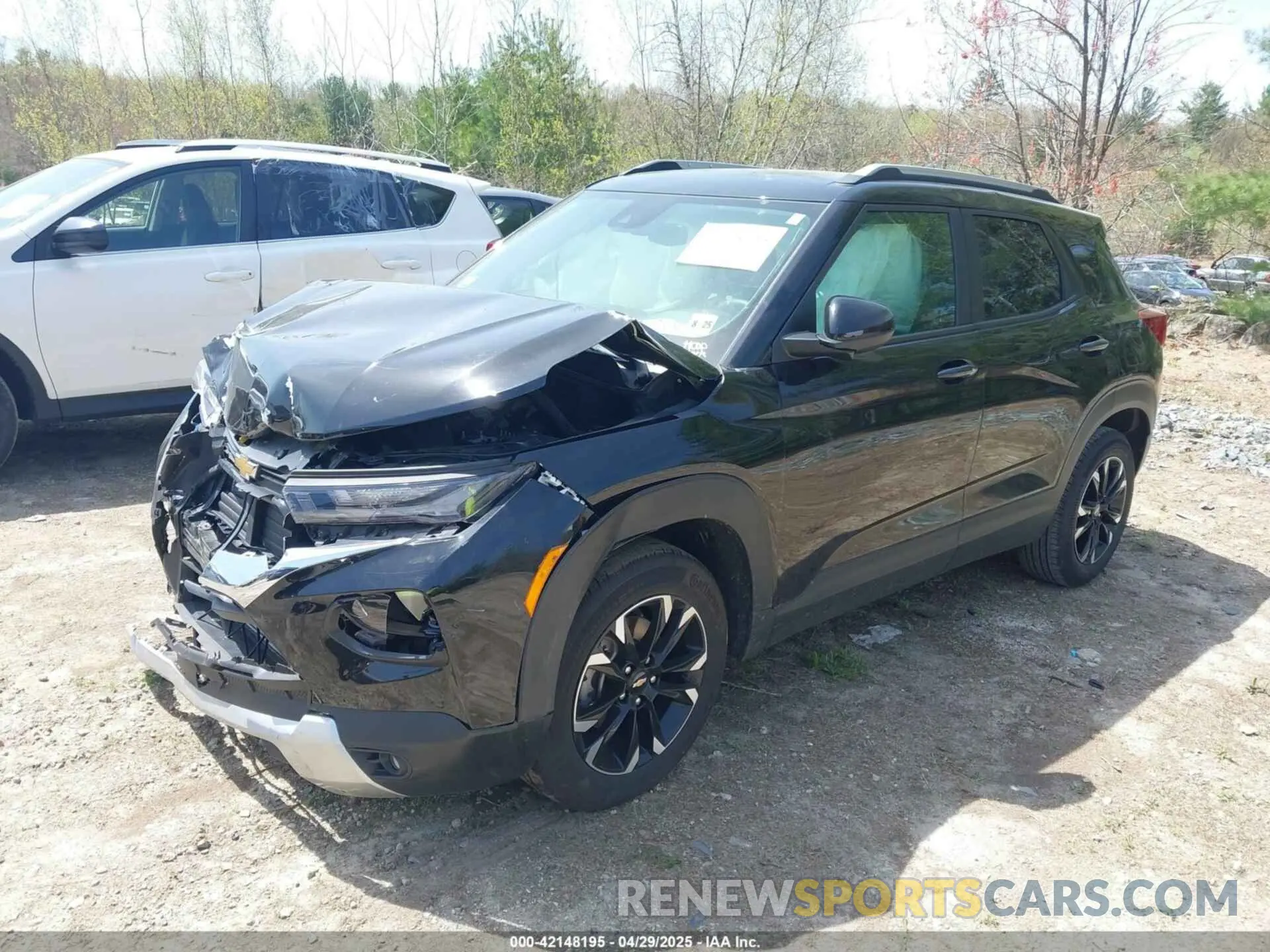 2 Фотография поврежденного автомобиля KL79MPSLXMB012577 CHEVROLET TRAILBLAZER 2021