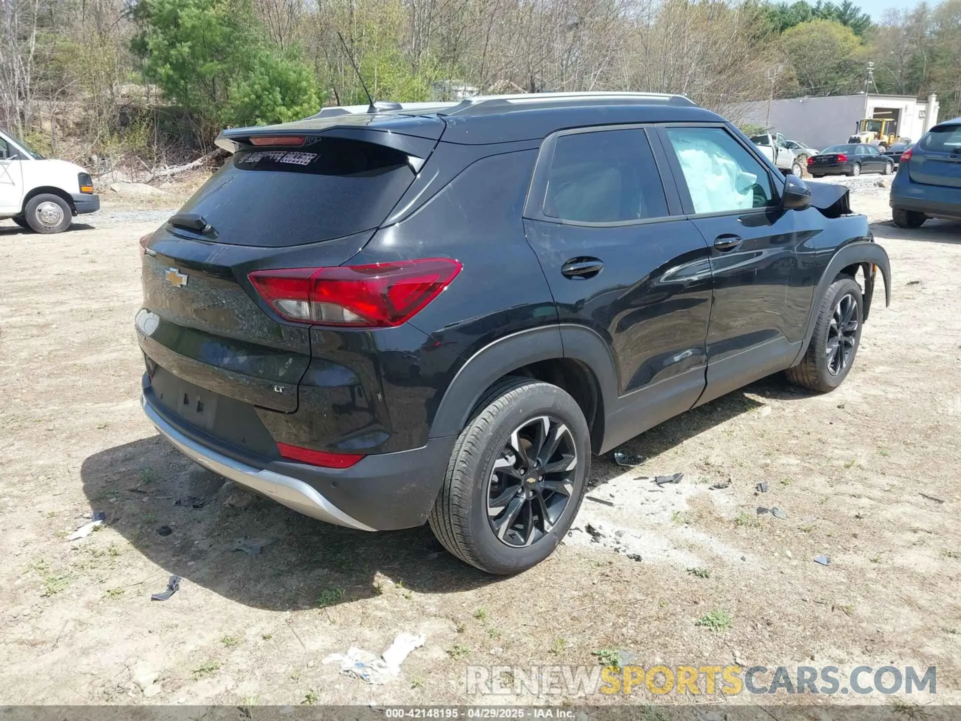 4 Фотография поврежденного автомобиля KL79MPSLXMB012577 CHEVROLET TRAILBLAZER 2021