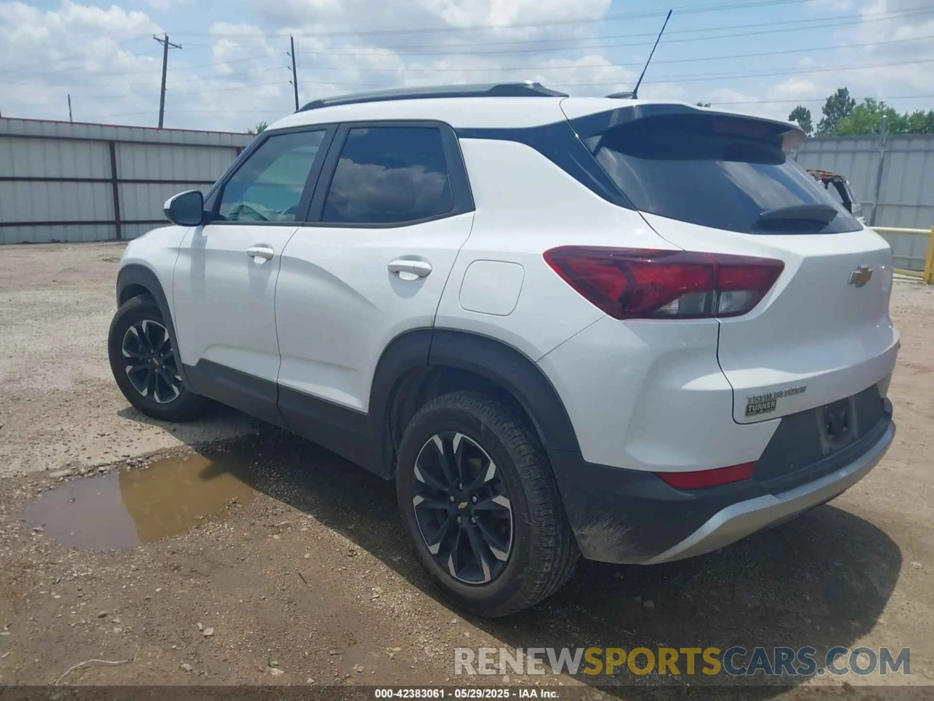 3 Photograph of a damaged car KL79MPSLXMB054862 CHEVROLET TRAILBLAZER 2021