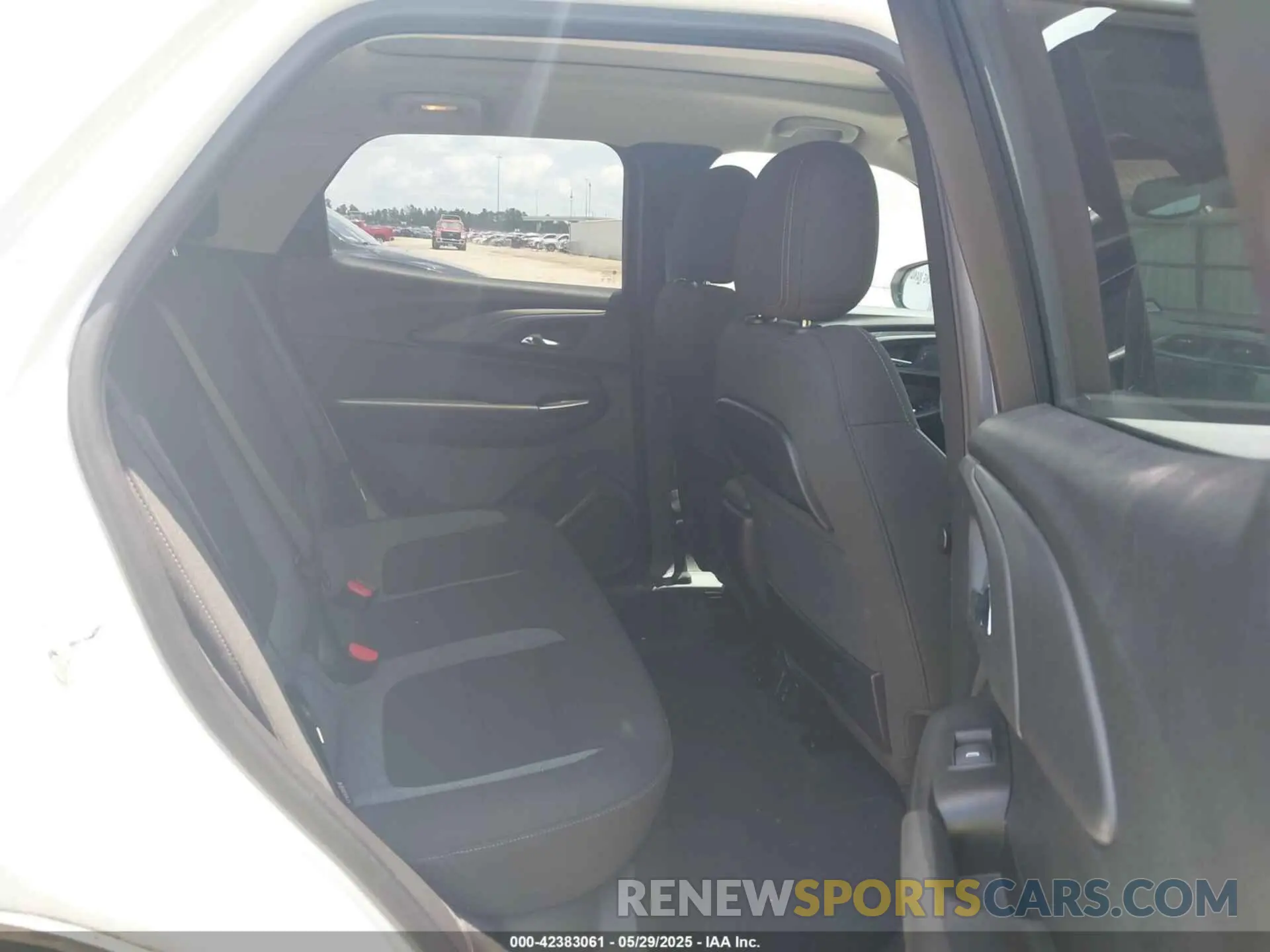 8 Photograph of a damaged car KL79MPSLXMB054862 CHEVROLET TRAILBLAZER 2021